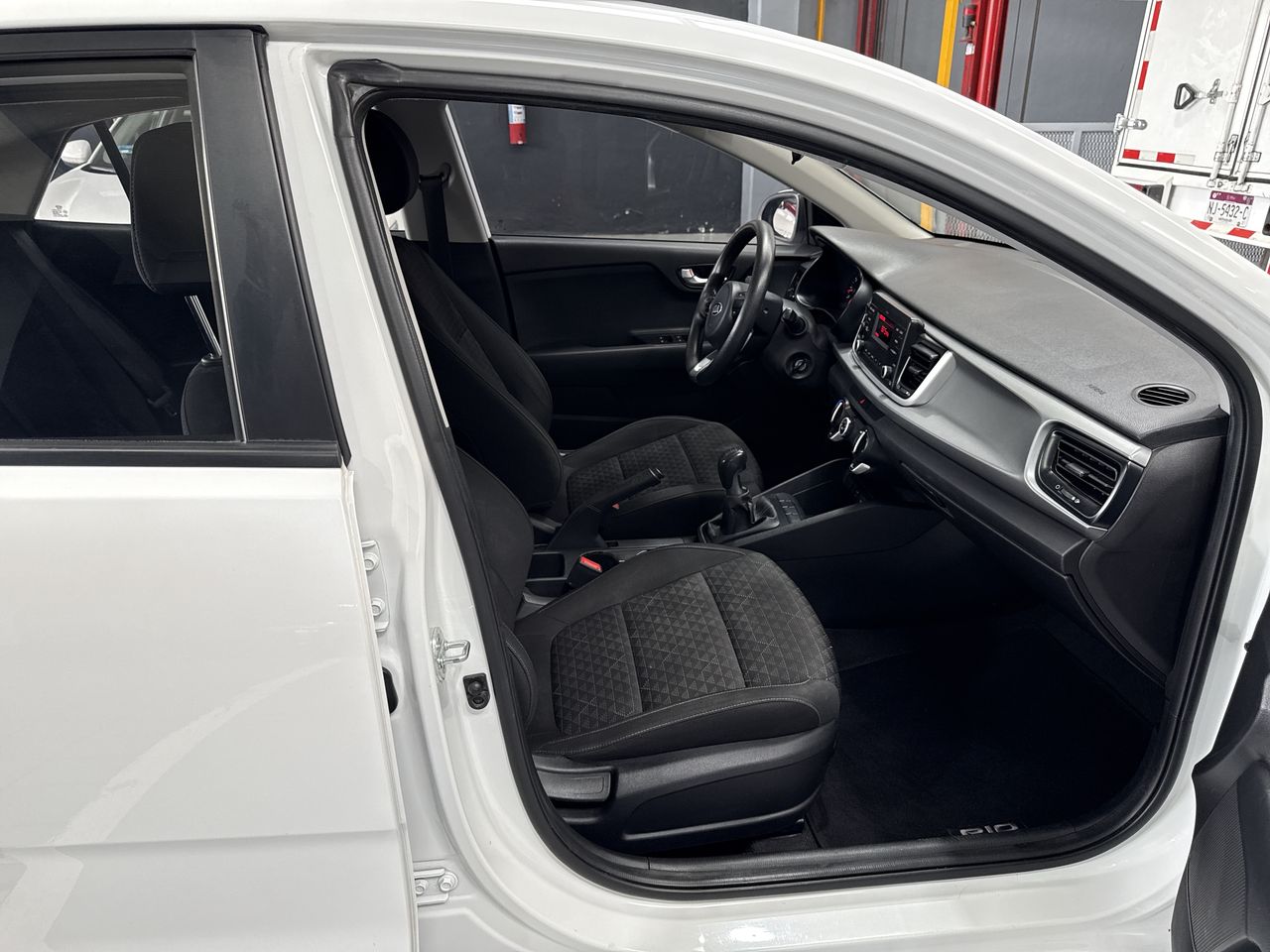 2021 Kia RIO L TM