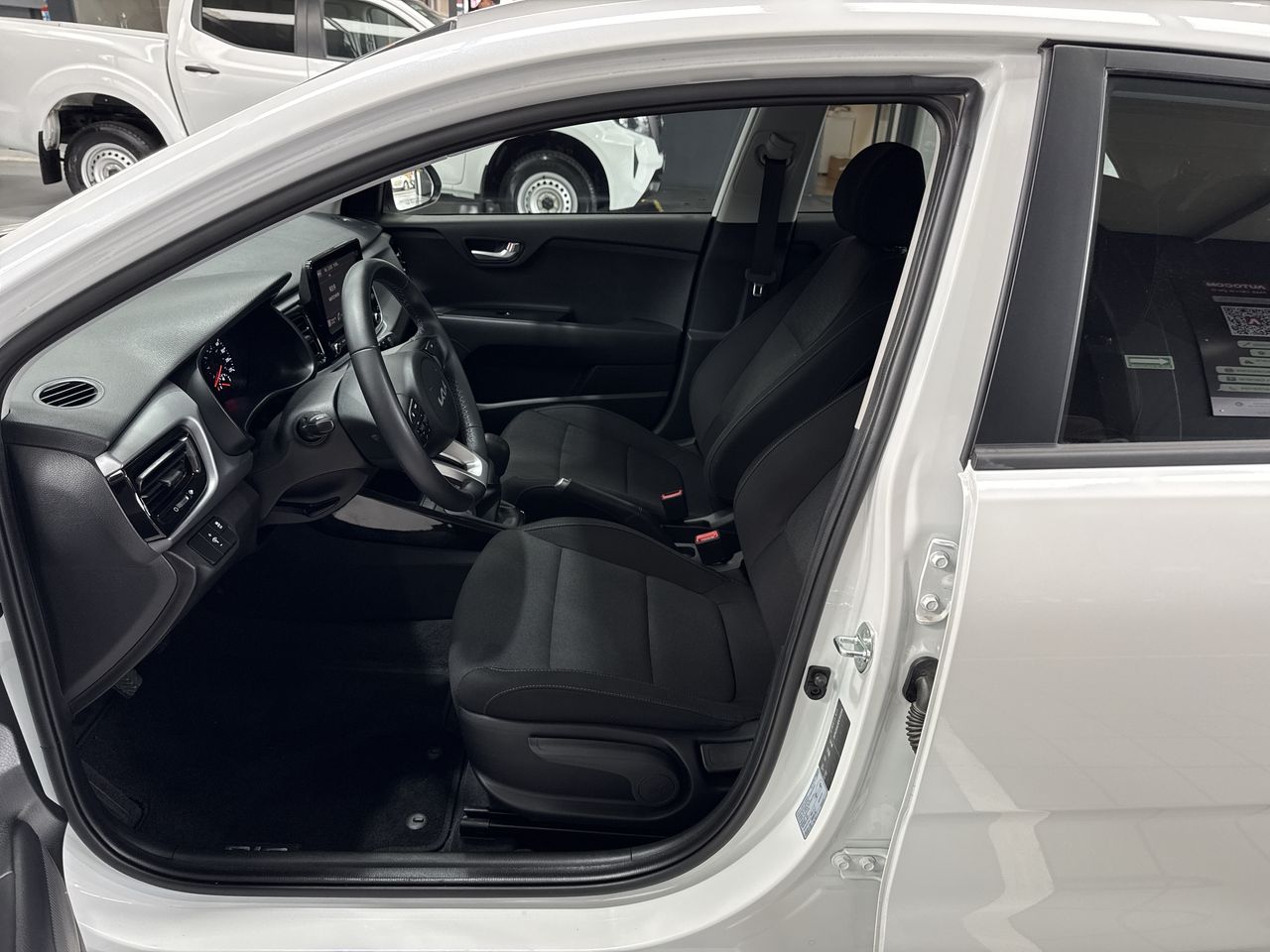 2023 Kia RIO LX TM
