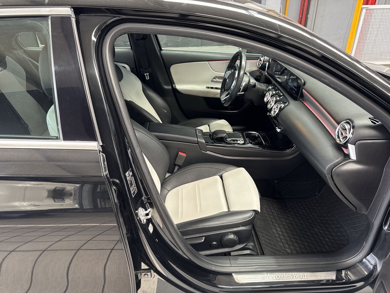 2020 Mercedes-Benz CLASE A A 200 SPORT SEDÁN