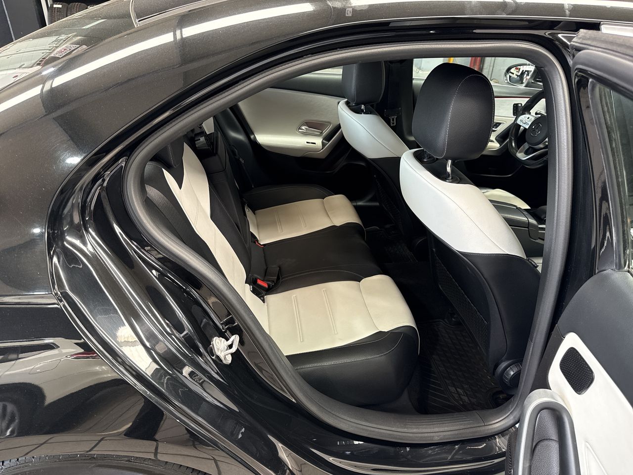 2020 Mercedes-Benz CLASE A A 200 SPORT SEDÁN