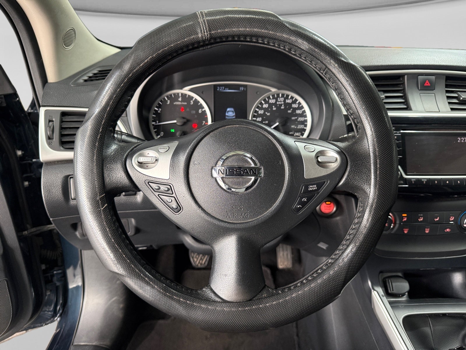2018 Nissan SENTRA ADVANCE MT
