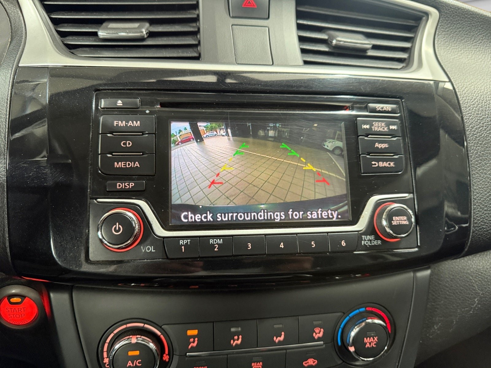 2018 Nissan SENTRA ADVANCE MT