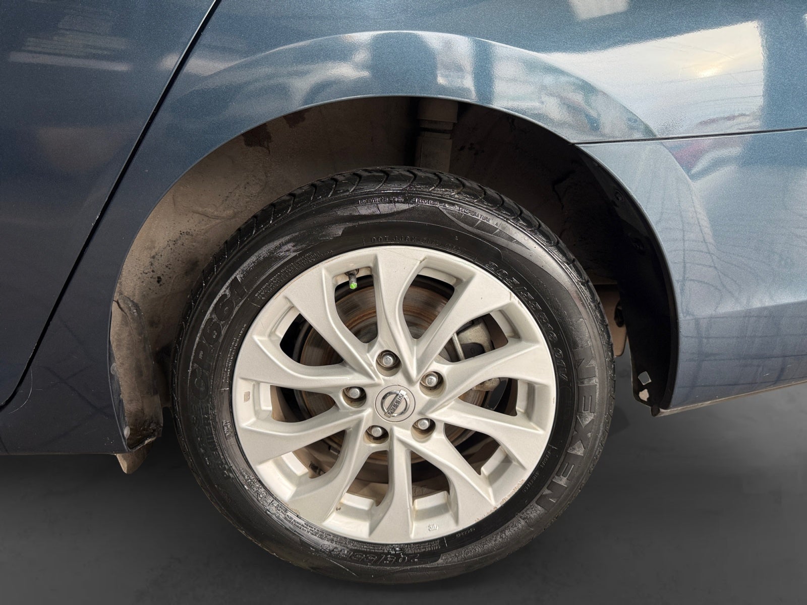 2018 Nissan SENTRA ADVANCE MT