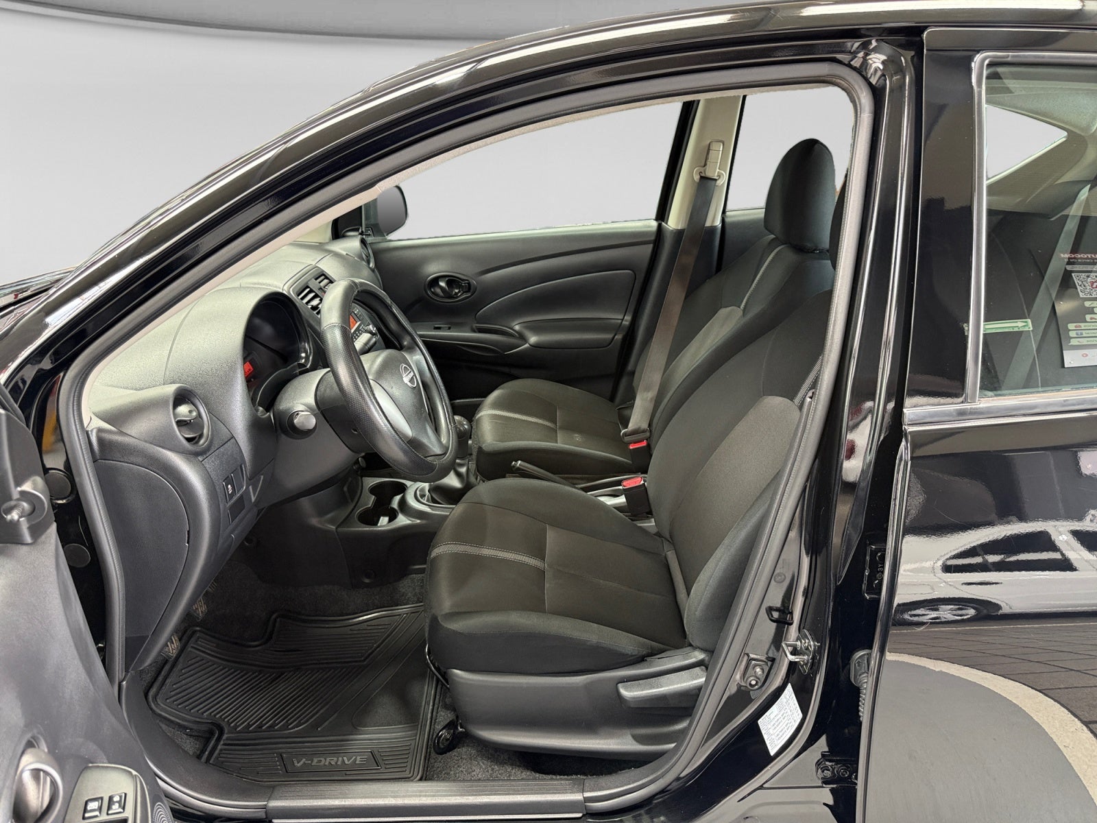 2024 Nissan V-DRIVE MT 26