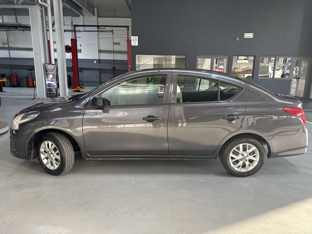 2022 Nissan VERSA MT AC 1.6L 22