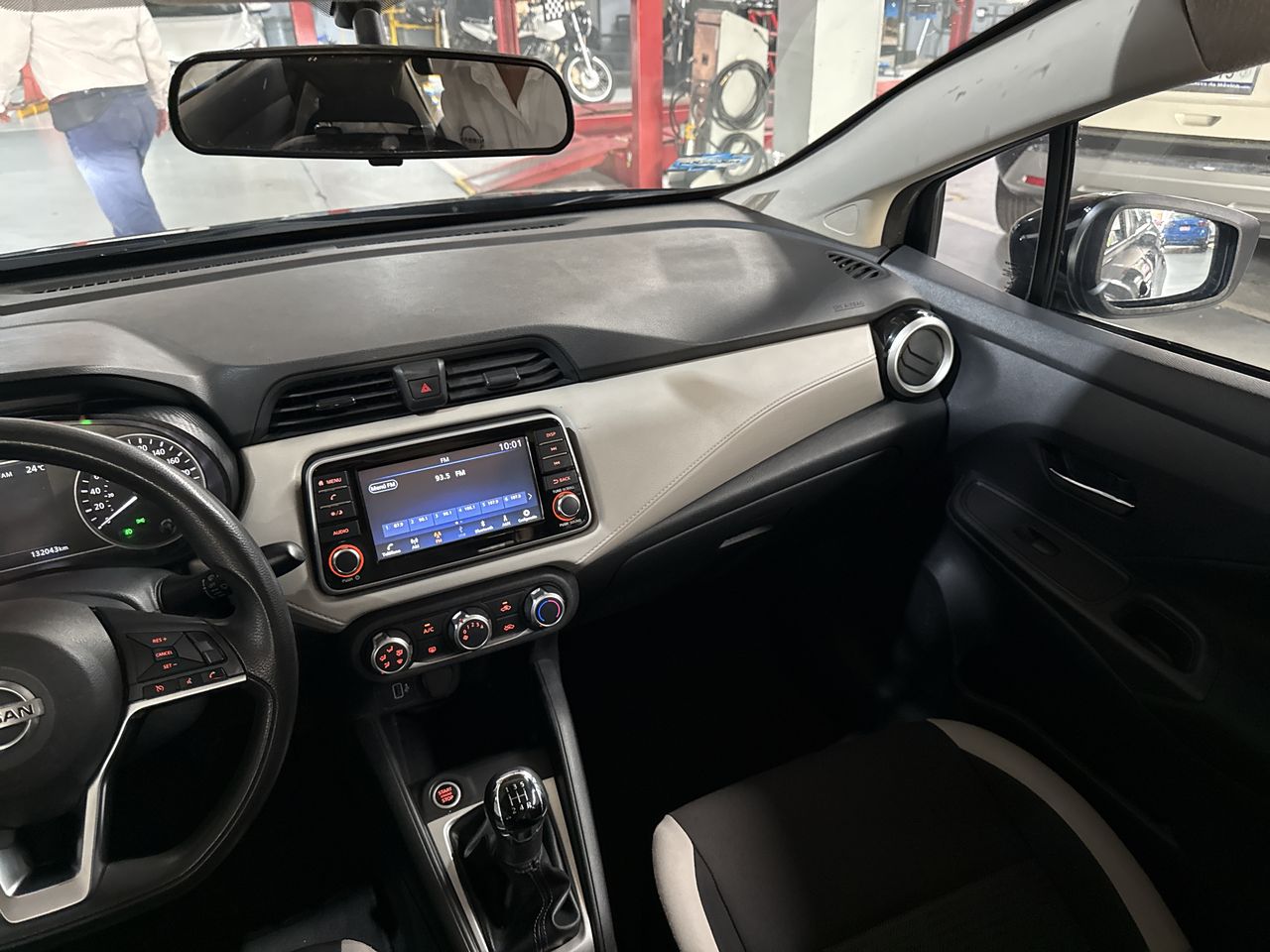 2021 Nissan VERSA SENSE MT 21