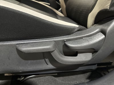 2021 Nissan VERSA SENSE MT 21