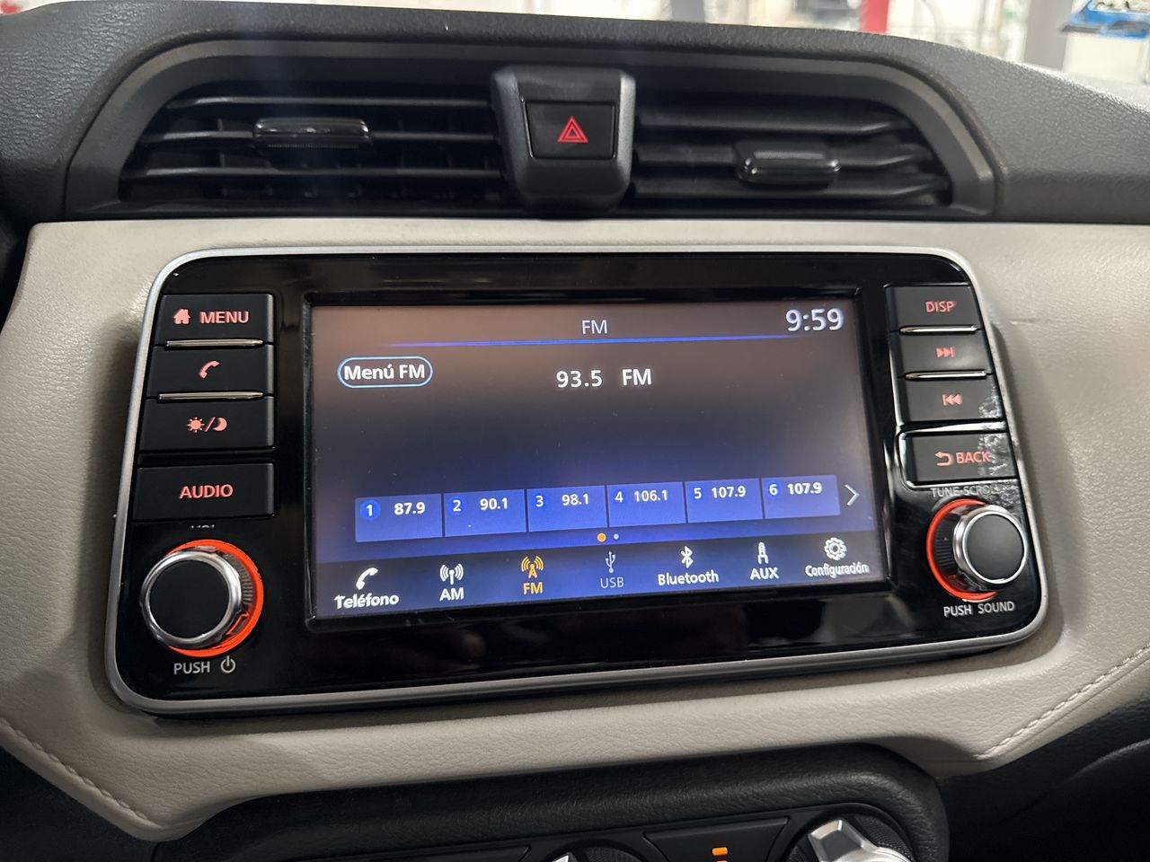 2021 Nissan VERSA SENSE MT 21