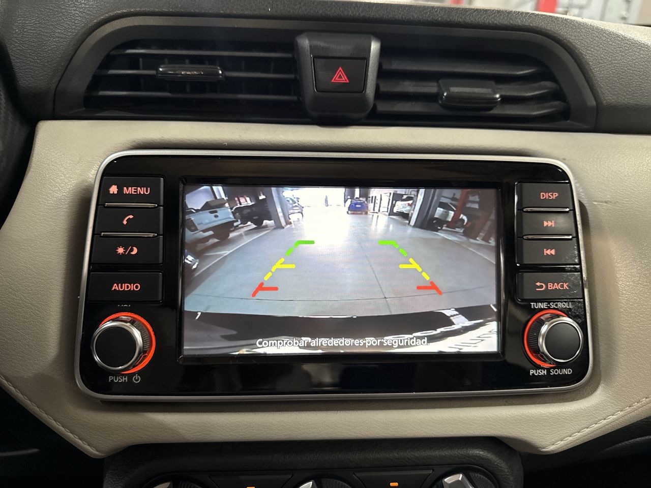 2021 Nissan VERSA SENSE MT 21