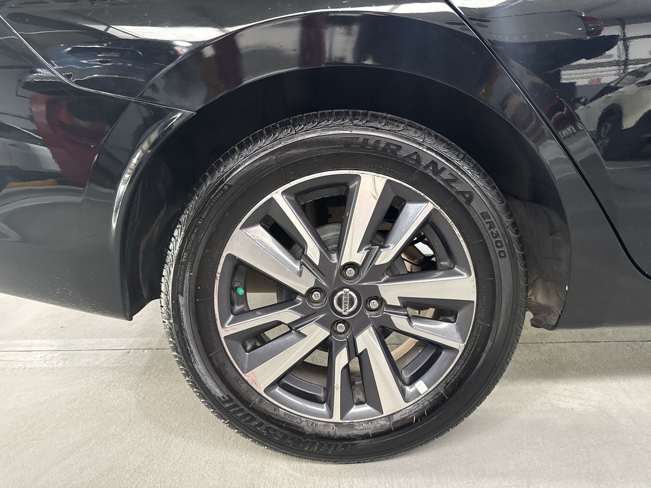 2021 Nissan VERSA SENSE MT 21