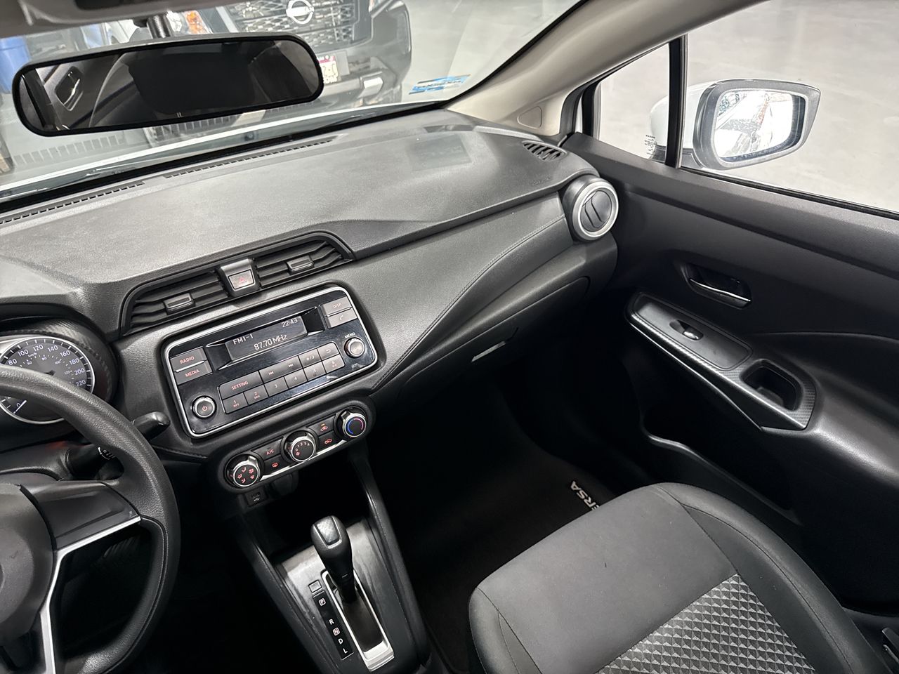 2021 Nissan VERSA SENSE CVT 21