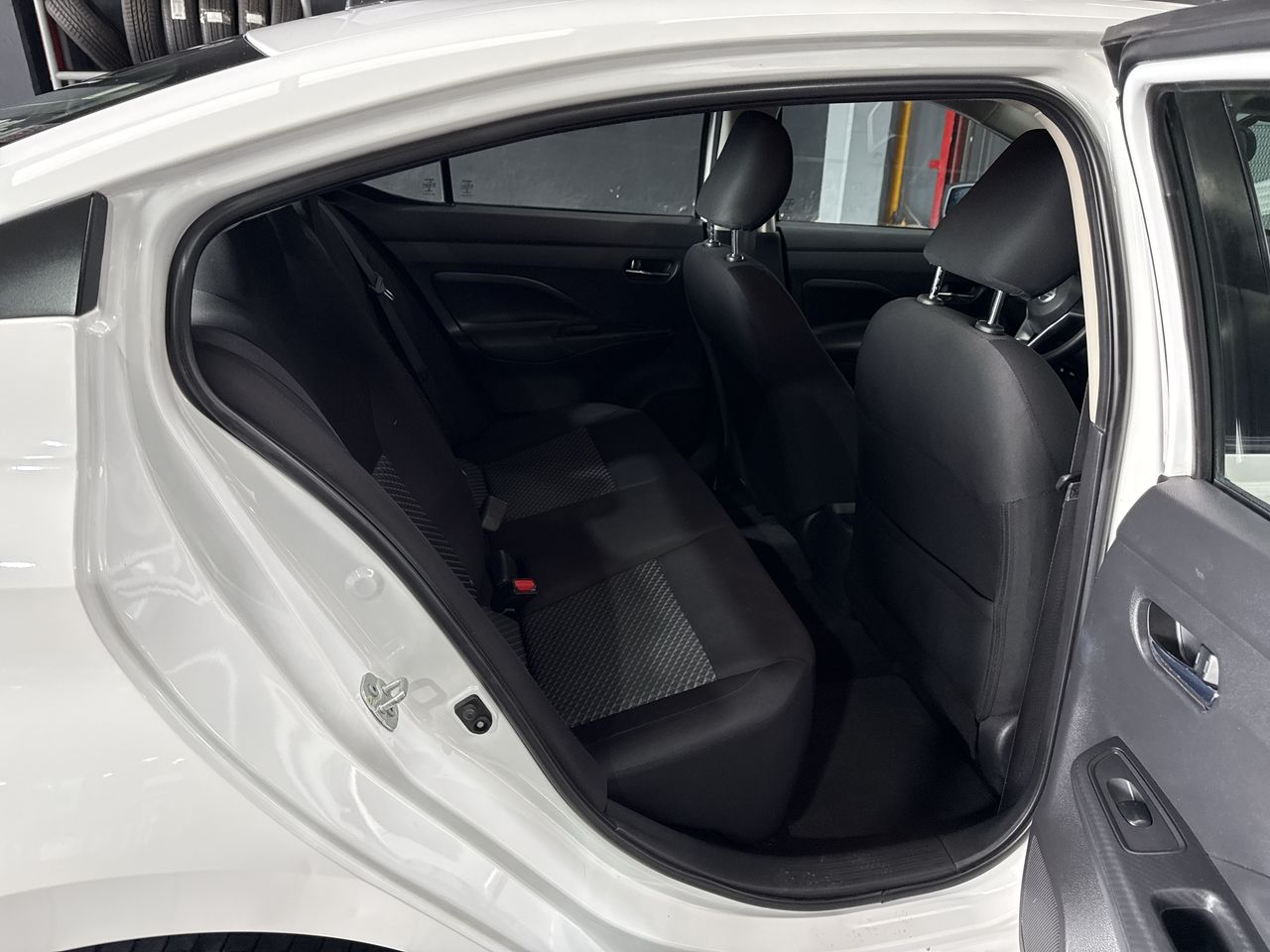 2021 Nissan VERSA SENSE CVT 21