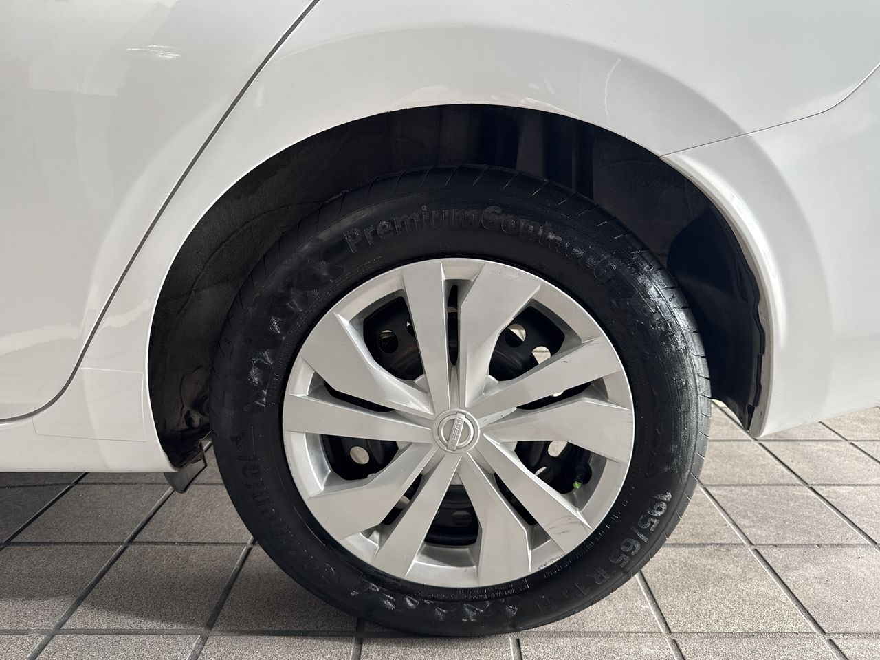 2021 Nissan VERSA SENSE CVT 21