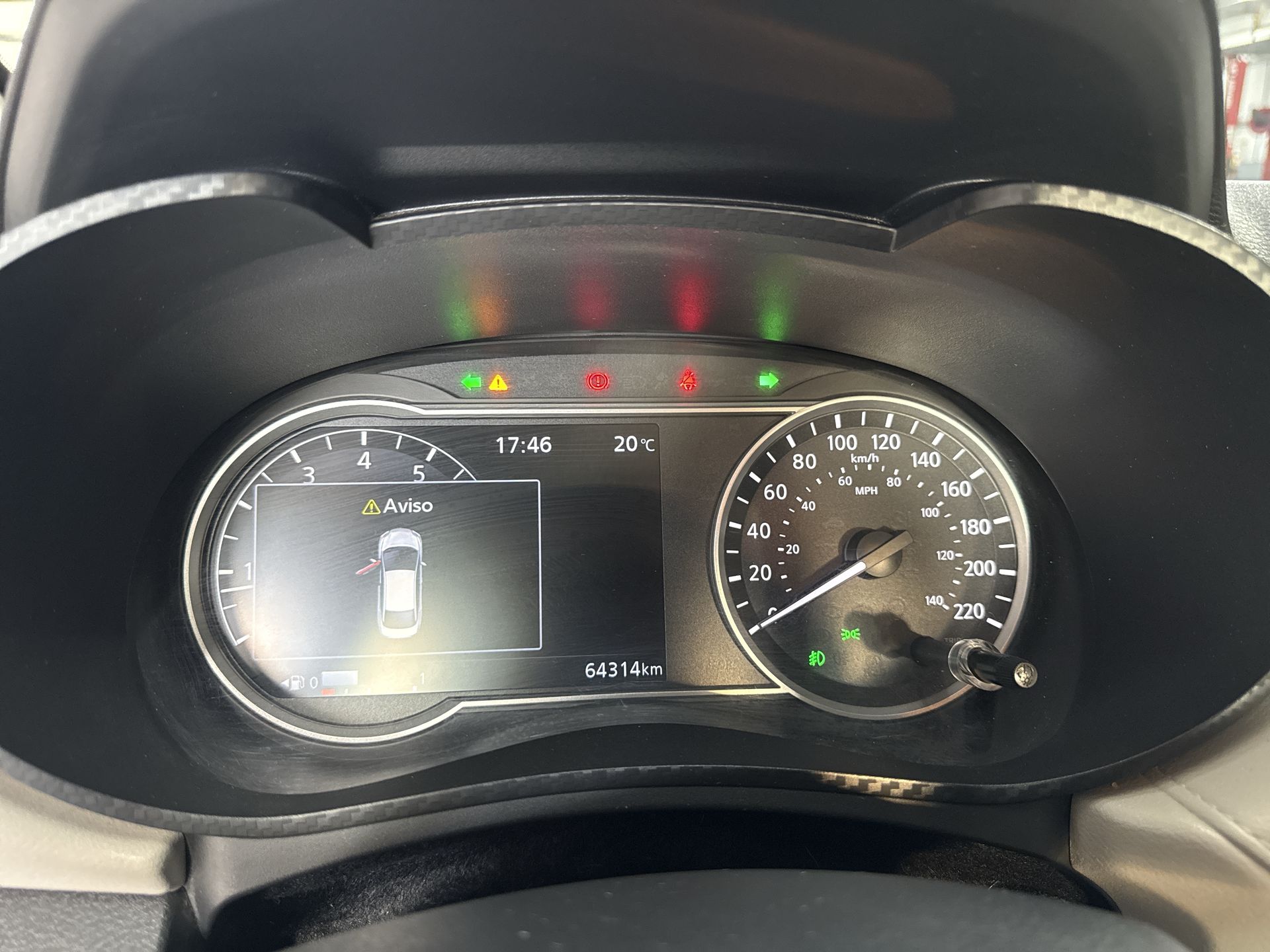 2022 Nissan VERSA ADVANCE MT 22