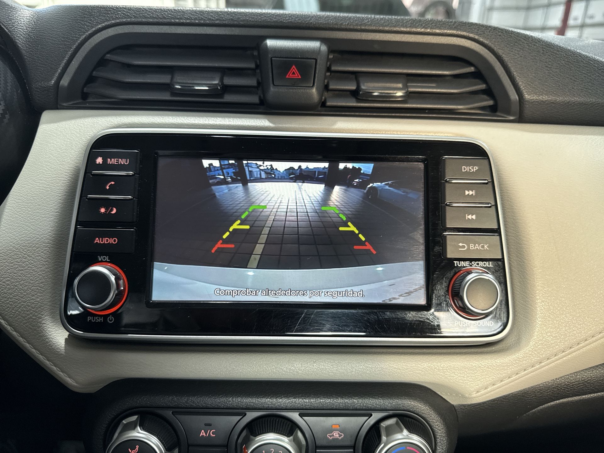 2022 Nissan VERSA ADVANCE MT 22