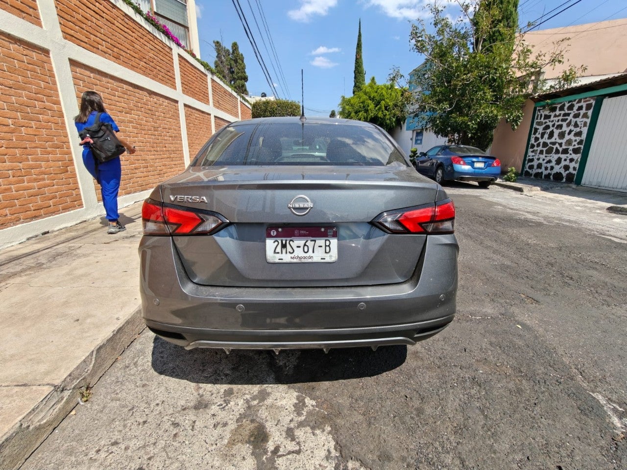 2023 Nissan VERSA ADVANCE CVT 23
