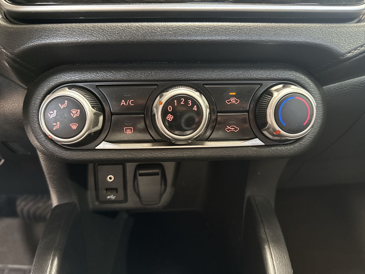 2021 Nissan VERSA SENSE CVT 21
