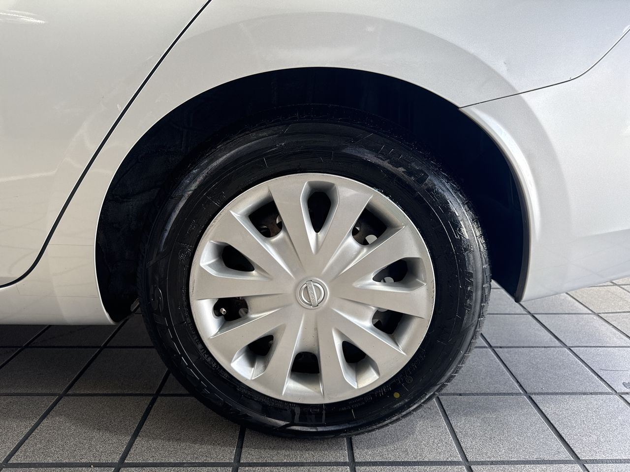 2021 Nissan VERSA SENSE CVT 21