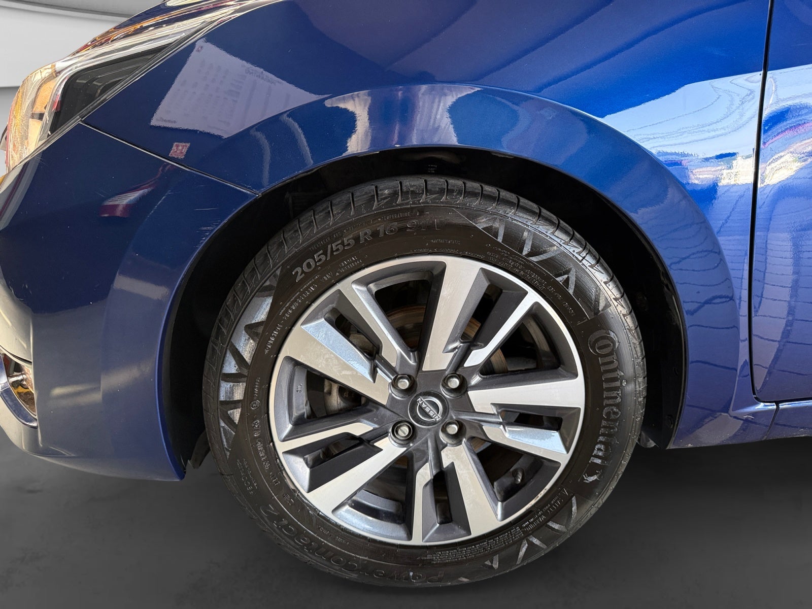 2023 Nissan VERSA ADVANCE CVT 23