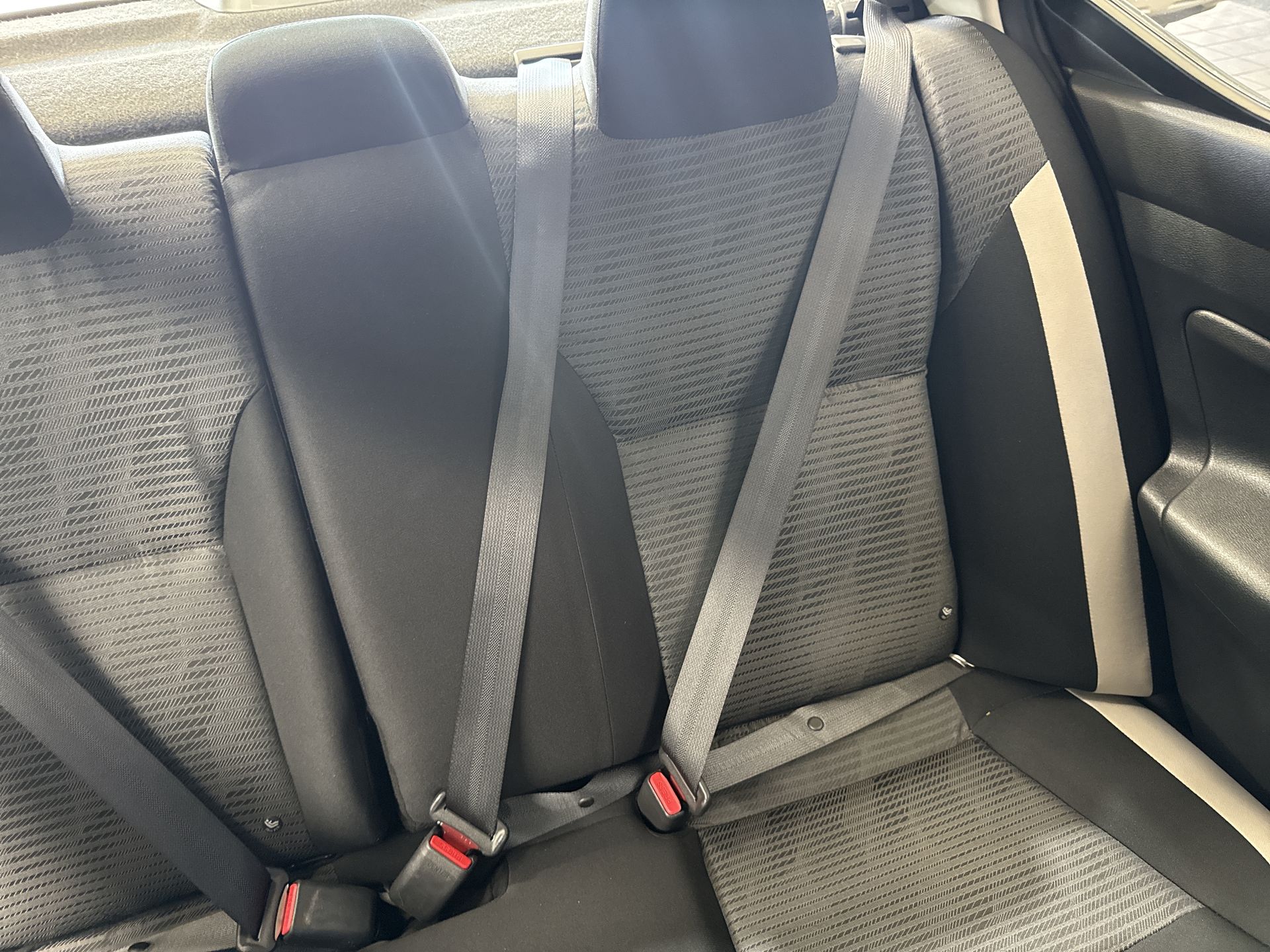 2022 Nissan VERSA ADVANCE CVT 22