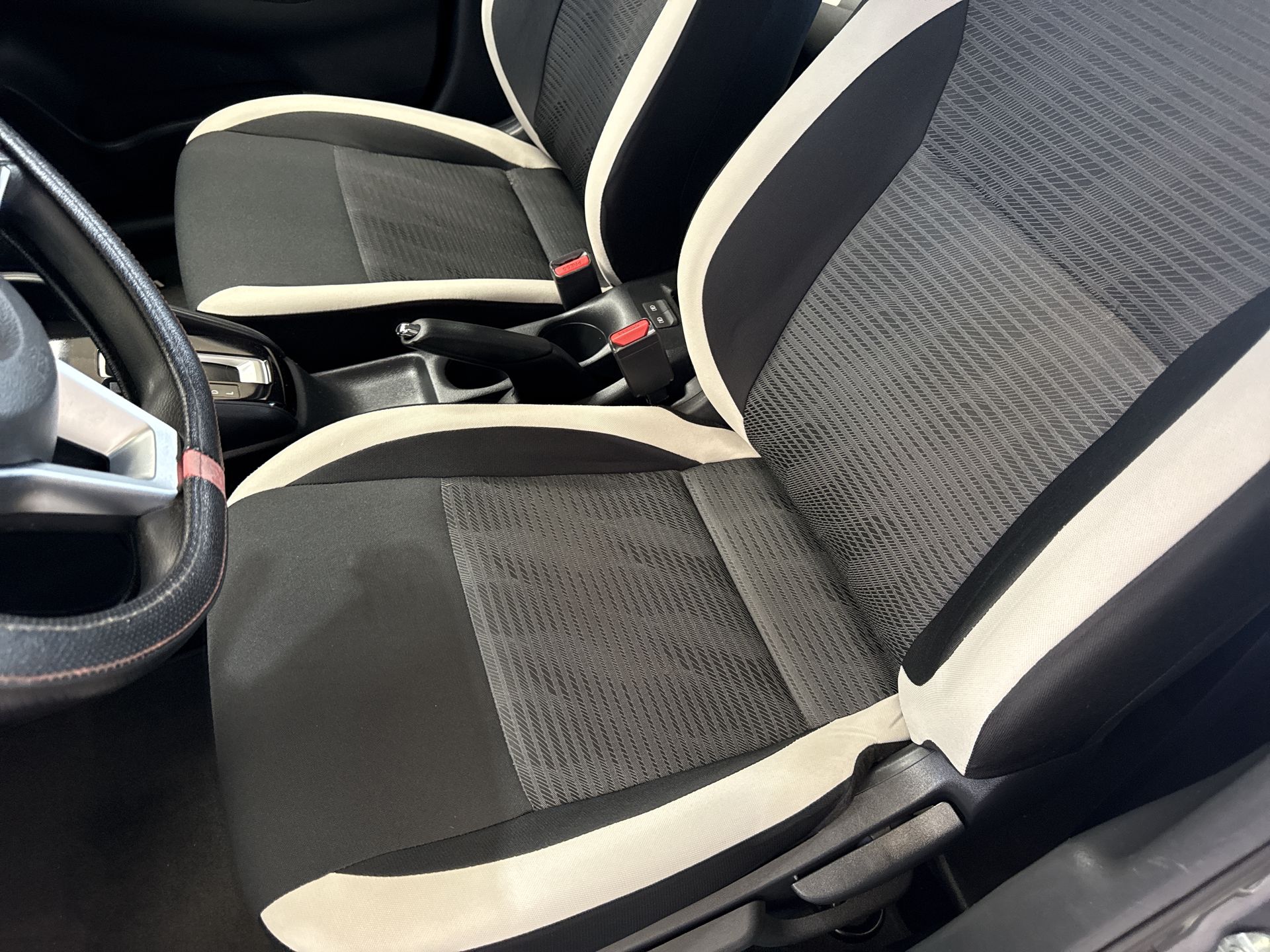2022 Nissan VERSA ADVANCE CVT 22
