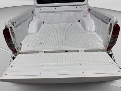 2019 Nissan FRONTIER DOBLE CABINA SE TM AC PAQ SEG 6VEL