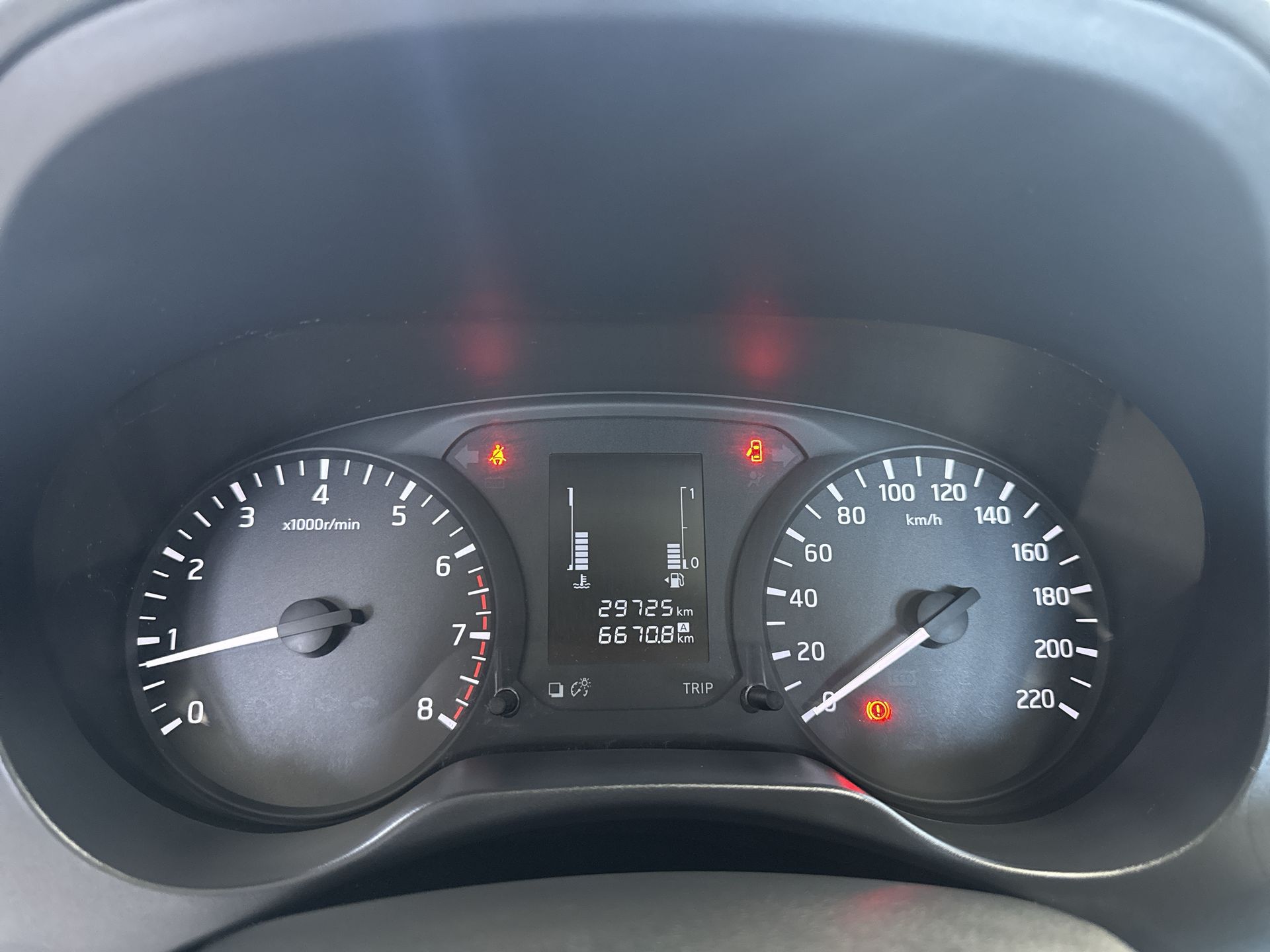 2023 Nissan NP300 CHASIS TM AC 23