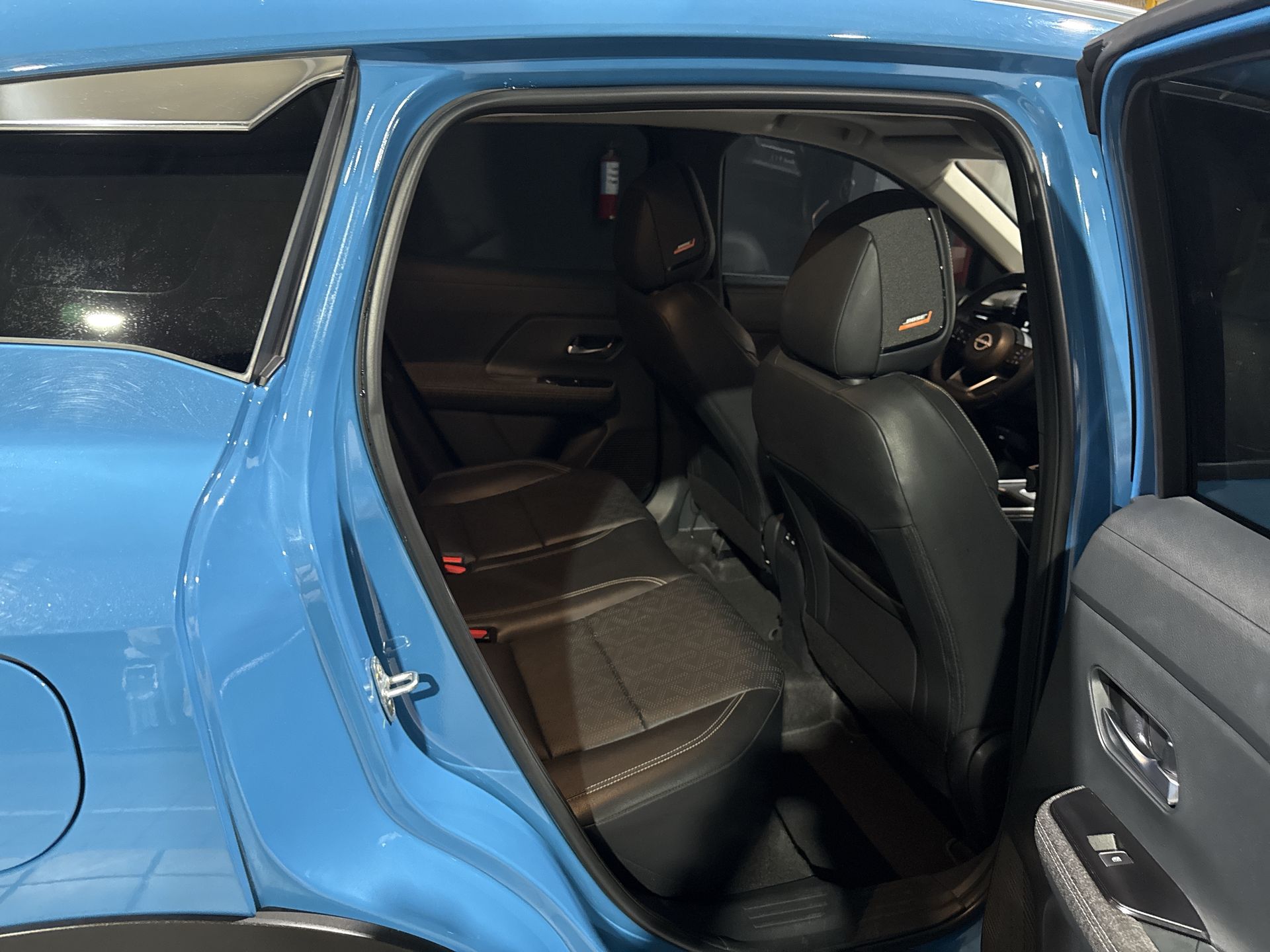 2025 Nissan KICKS PLATINUM CVT