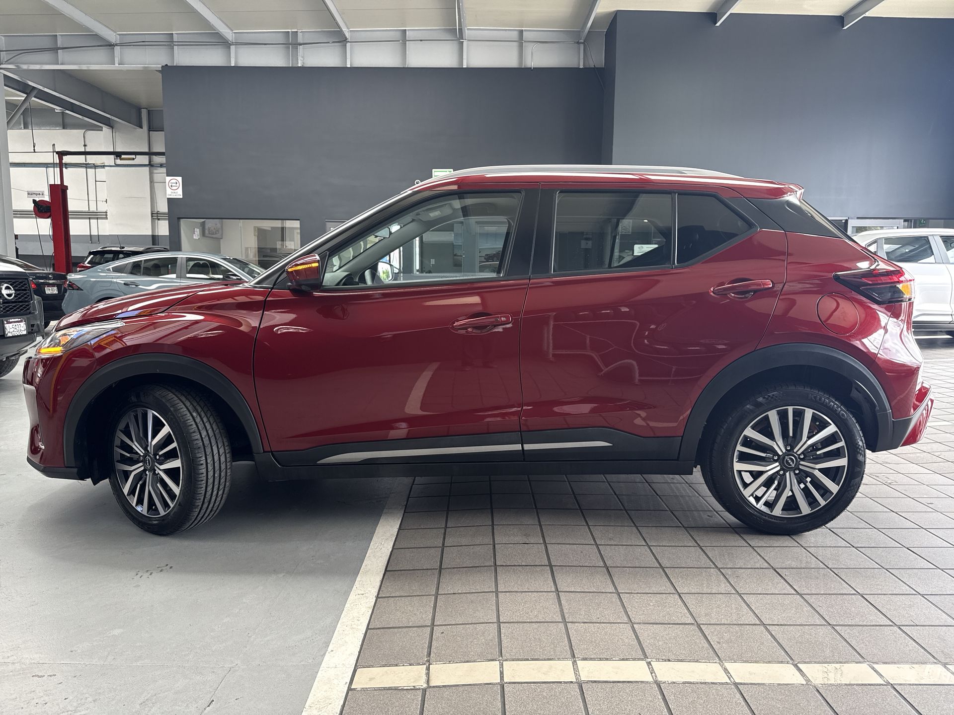 2024 Nissan KICKS PLATINUM 1.6 LTS CVT 24