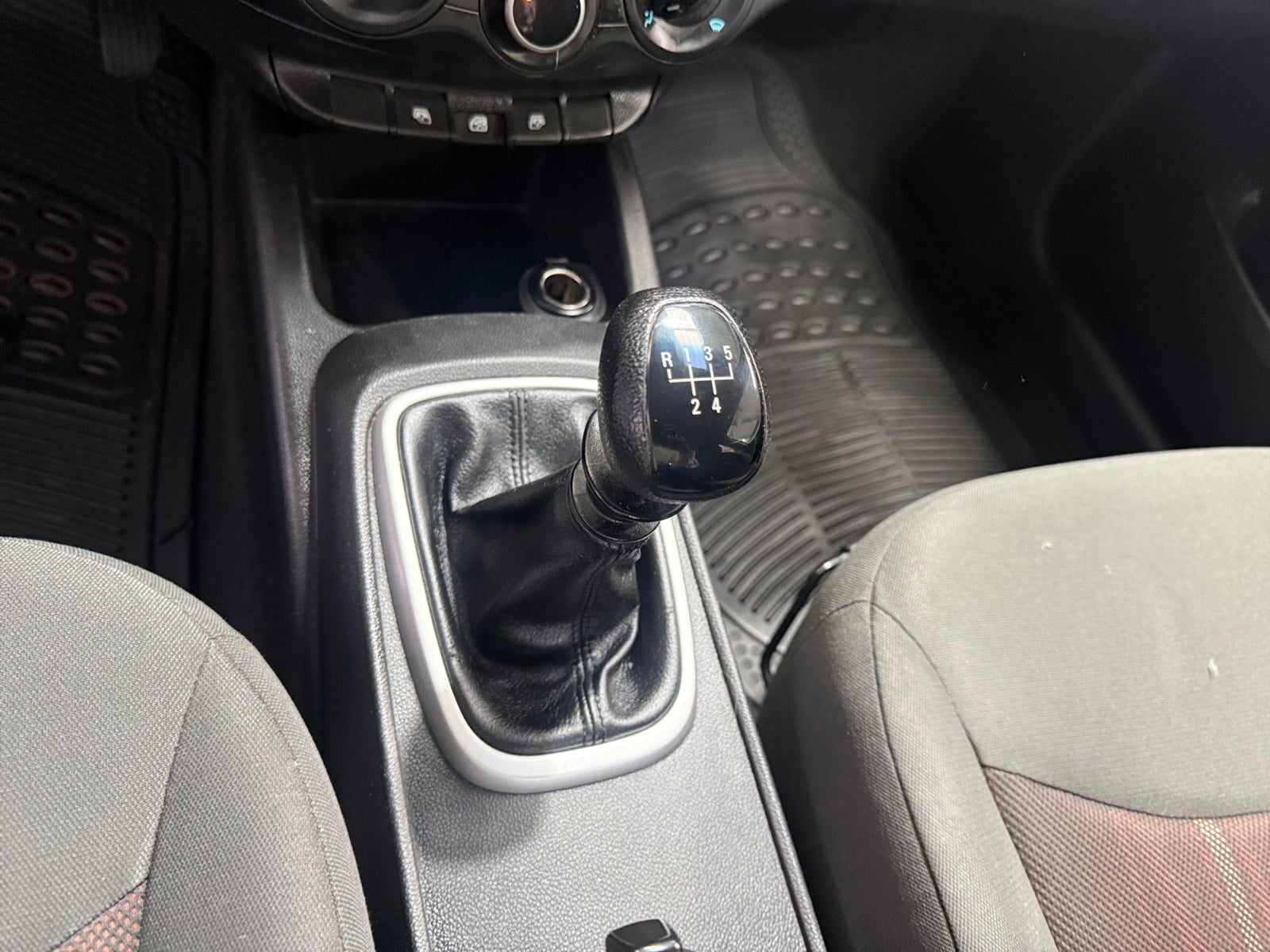 2022 Chevrolet AVEO LS MANUAL A