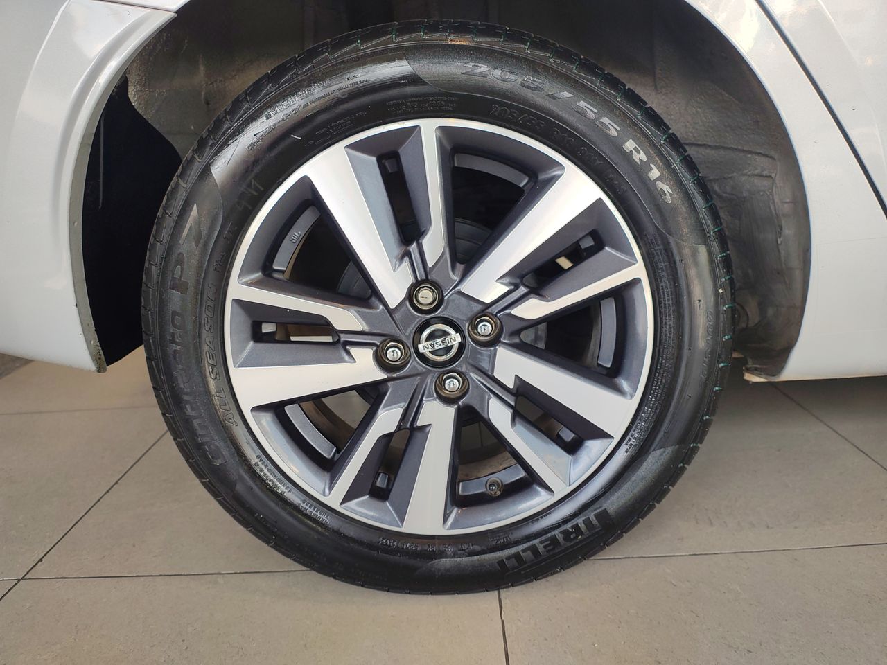 2021 Nissan VERSA ADVANCE CVT 21