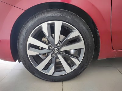 2020 Nissan VERSA PLATINUM CVT