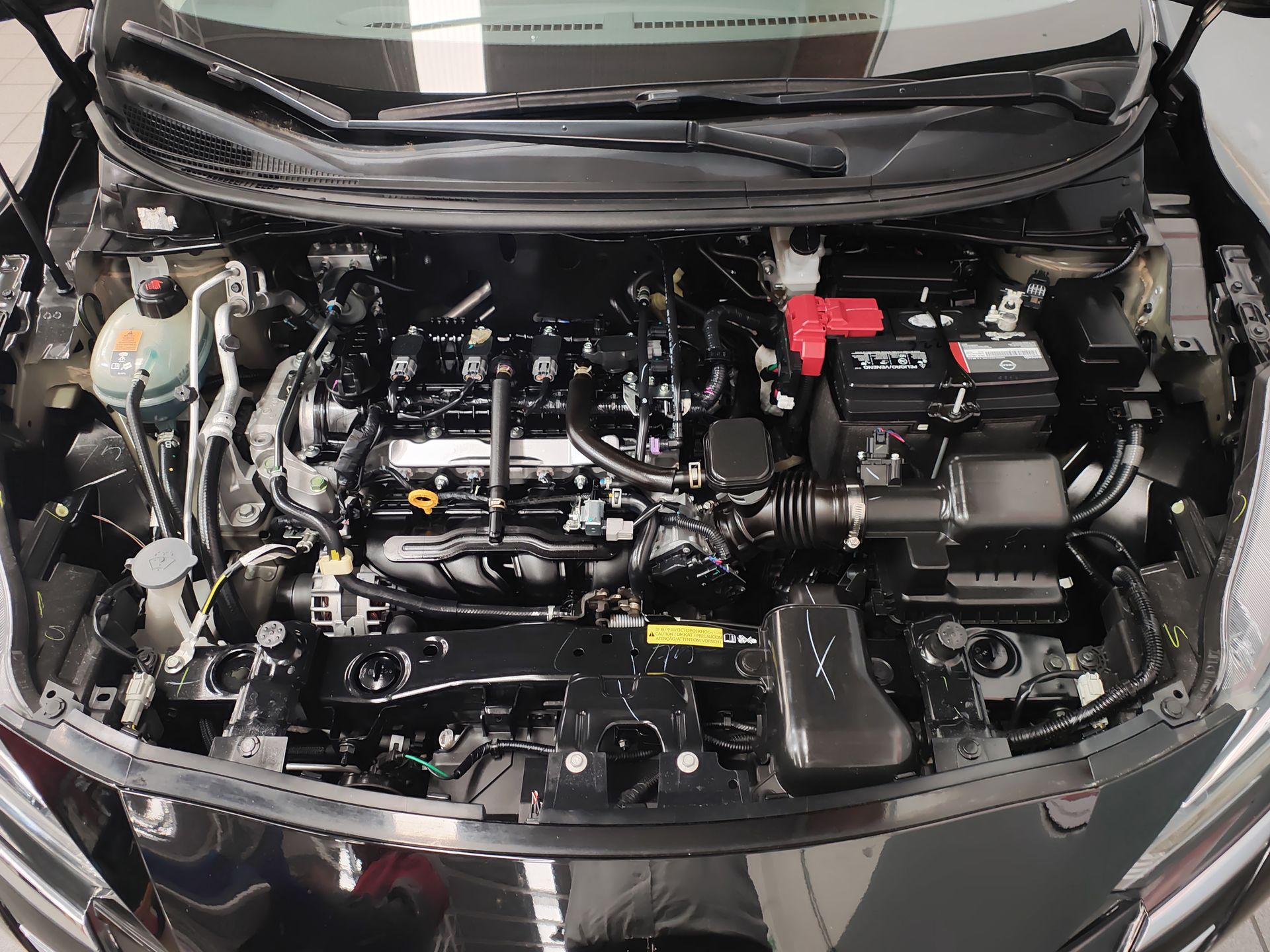 2024 Nissan VERSA ADVANCE MT 24