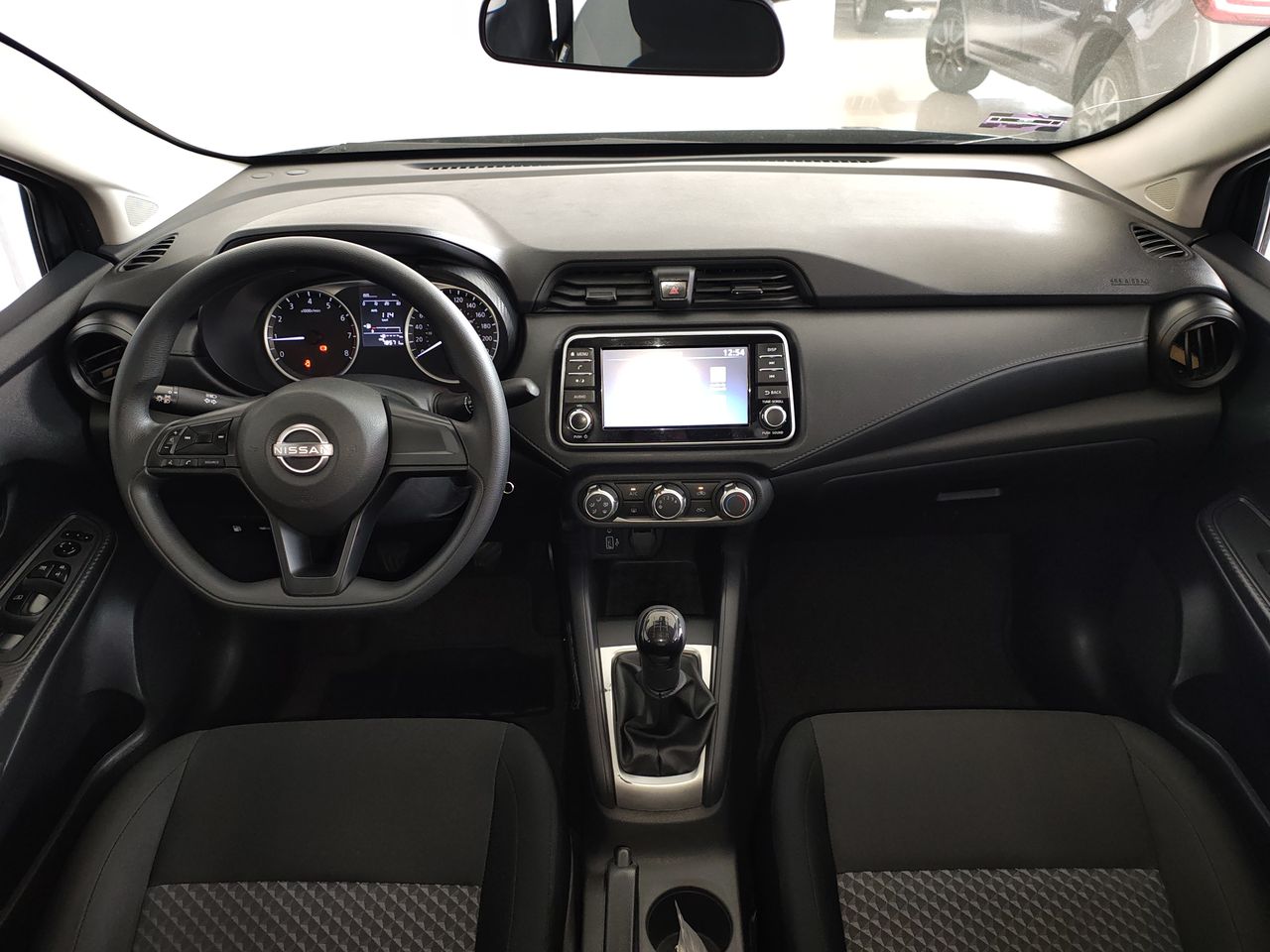 2024 Nissan VERSA SENSE MT 24