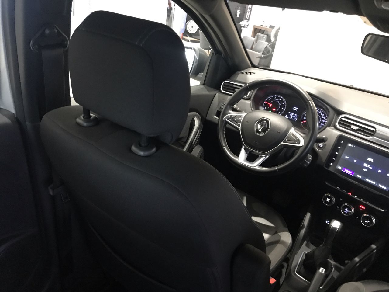 2023 RENAULT DUSTER ICONIC CVT