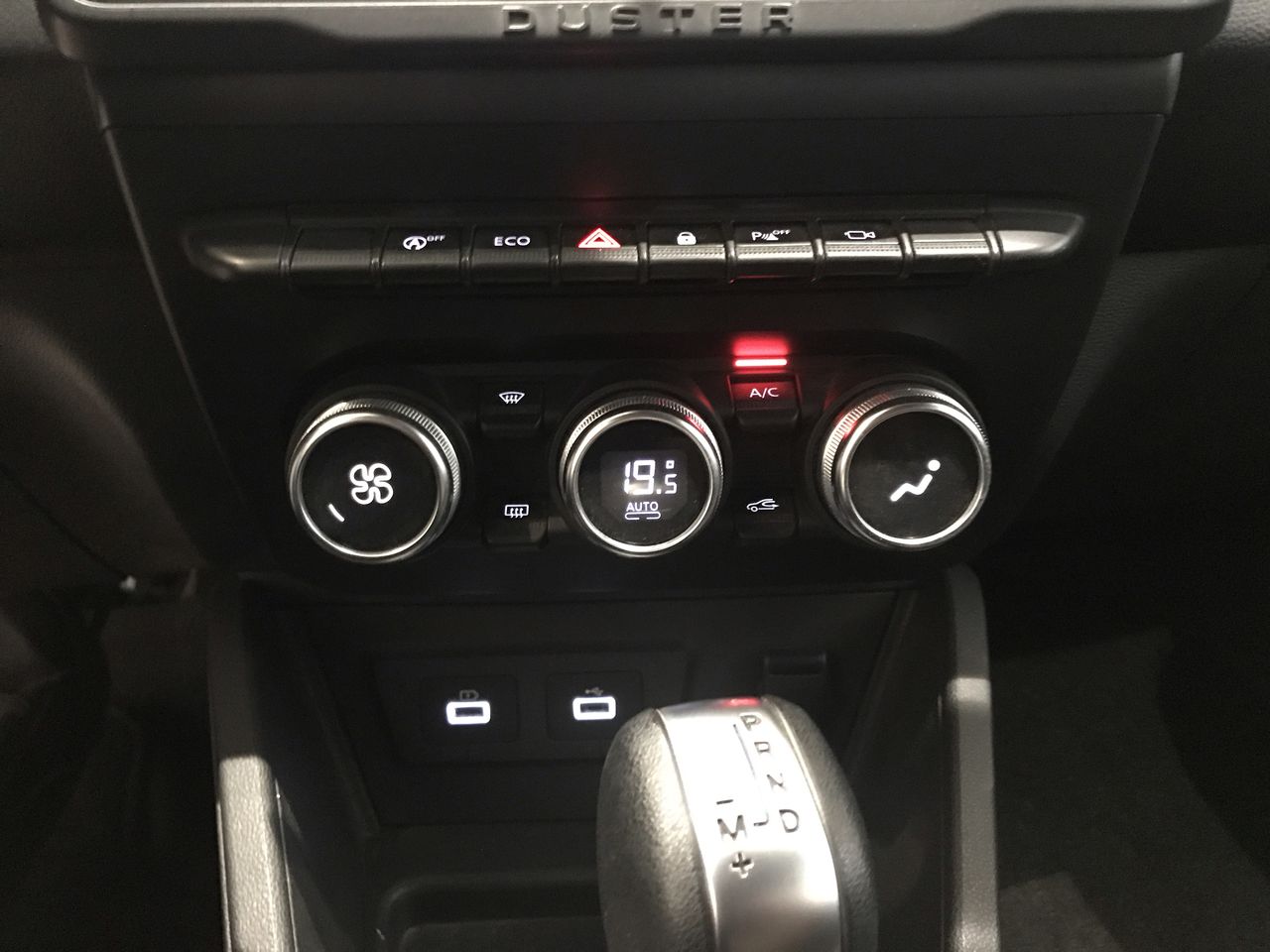 2023 RENAULT DUSTER ICONIC CVT