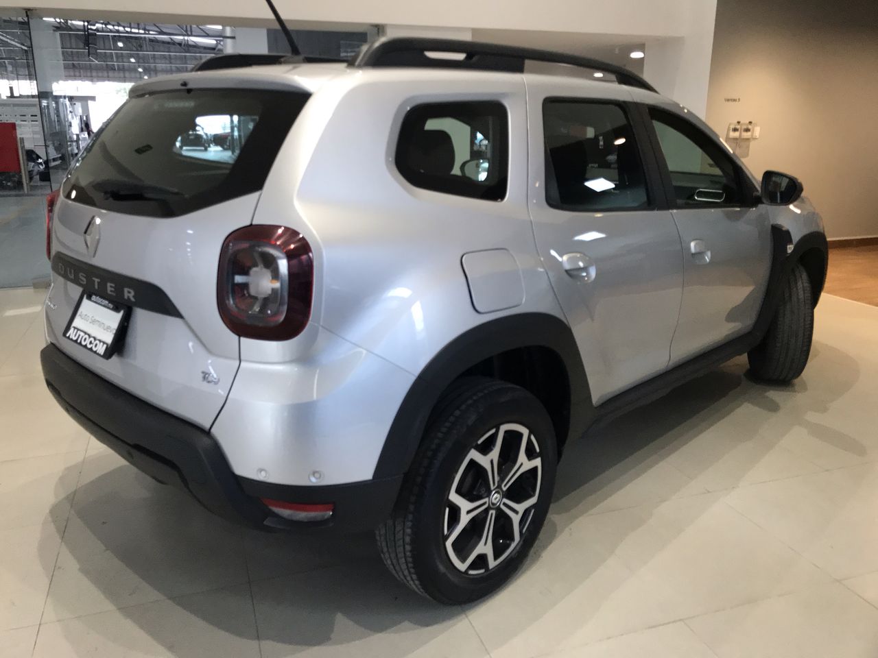 2023 RENAULT DUSTER ICONIC CVT