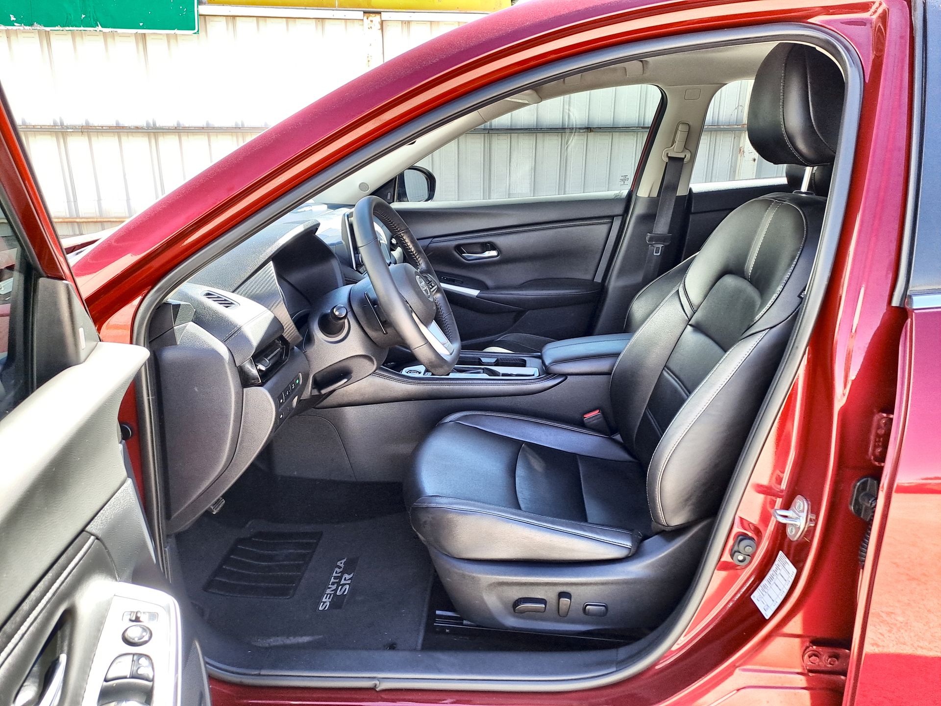 2023 Nissan SENTRA SR CVT 23