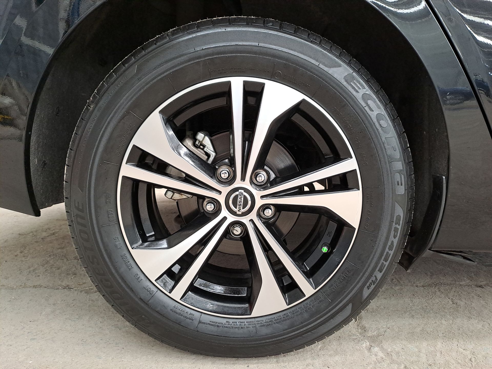 2023 Nissan SENTRA ADVANCE CVT 23