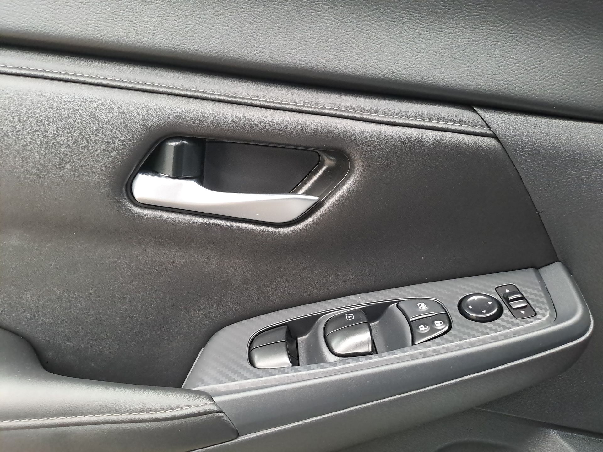 2025 Nissan SENTRA ADVANCE TM 25