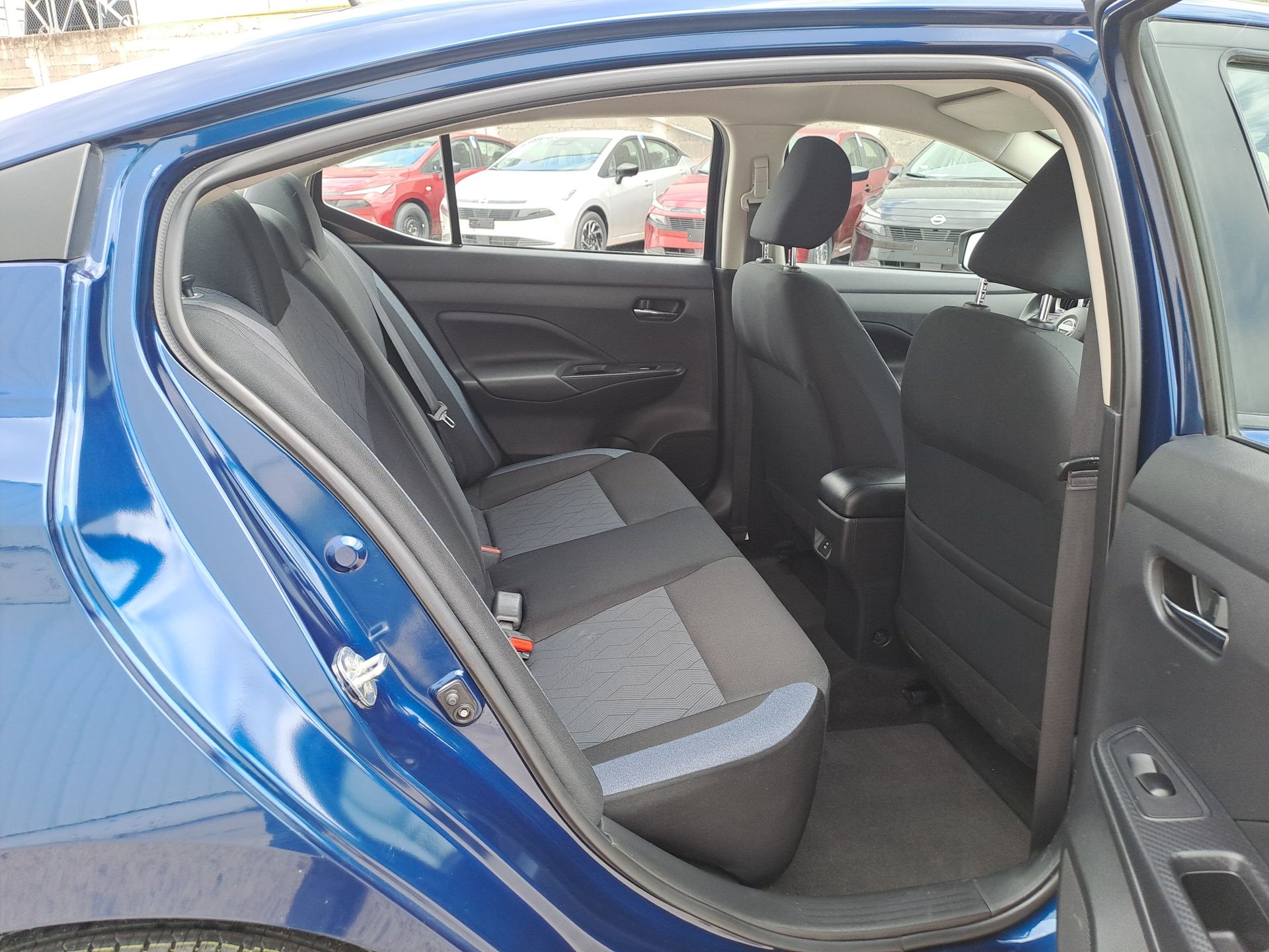 2023 Nissan VERSA ADVANCE CVT 23