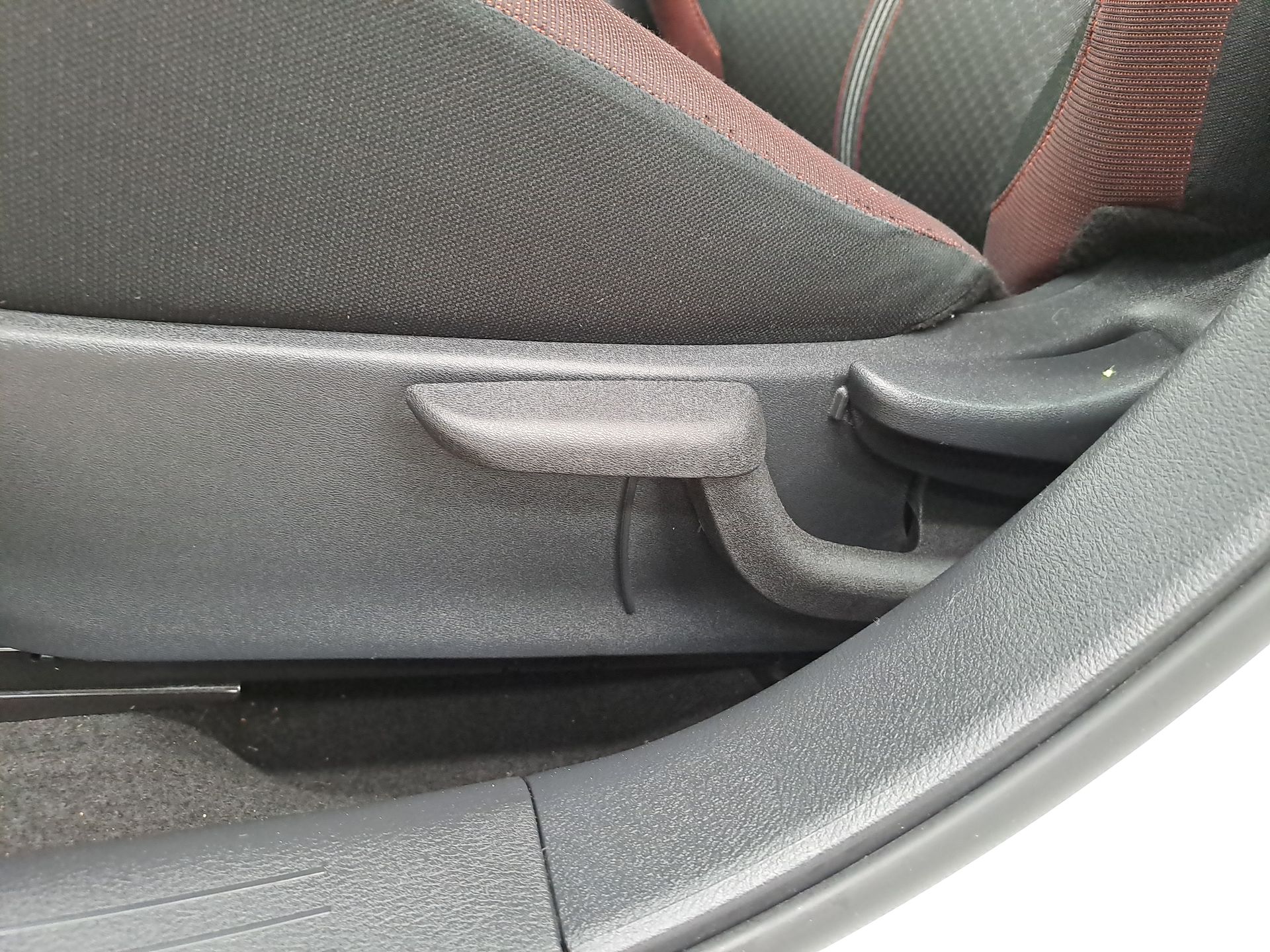 2025 Nissan VERSA SR CVT 25
