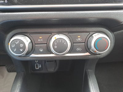 2023 Nissan VERSA SENSE CVT 23
