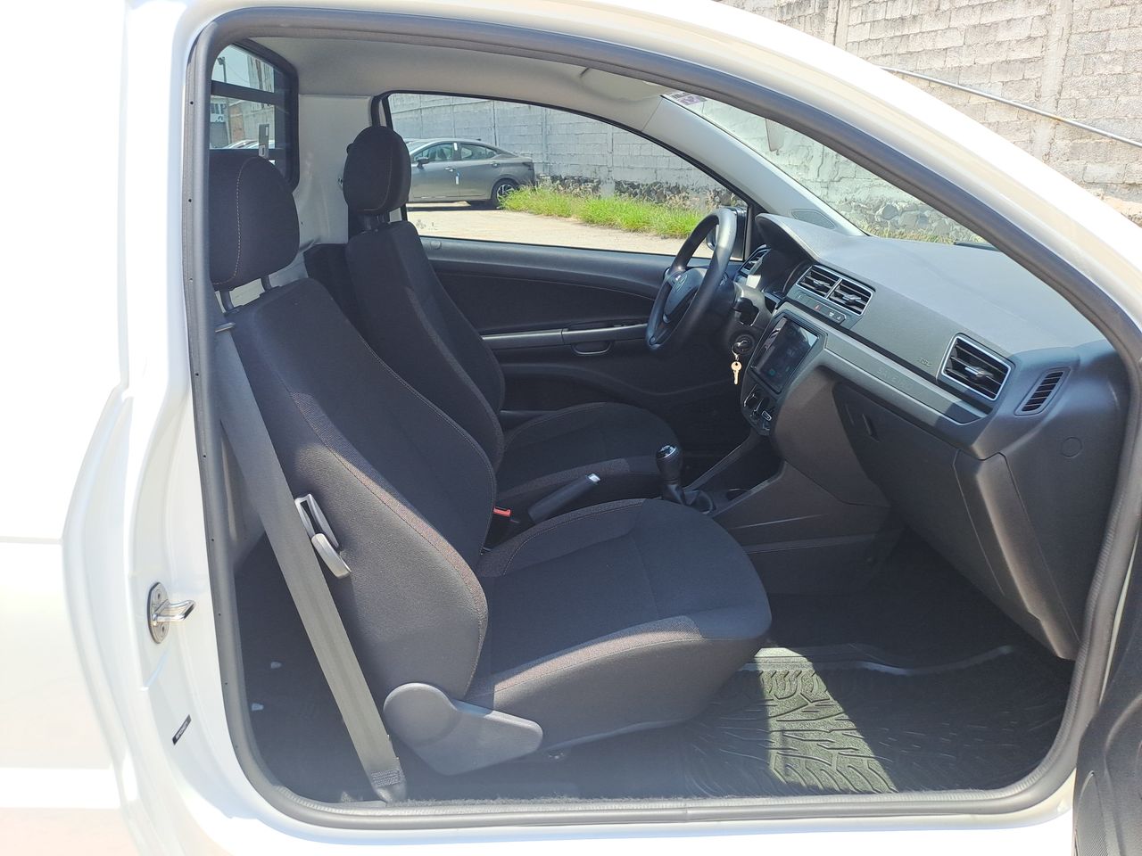 2024 Volkswagen SAVEIRO ROBUST CABINA SENCILLA