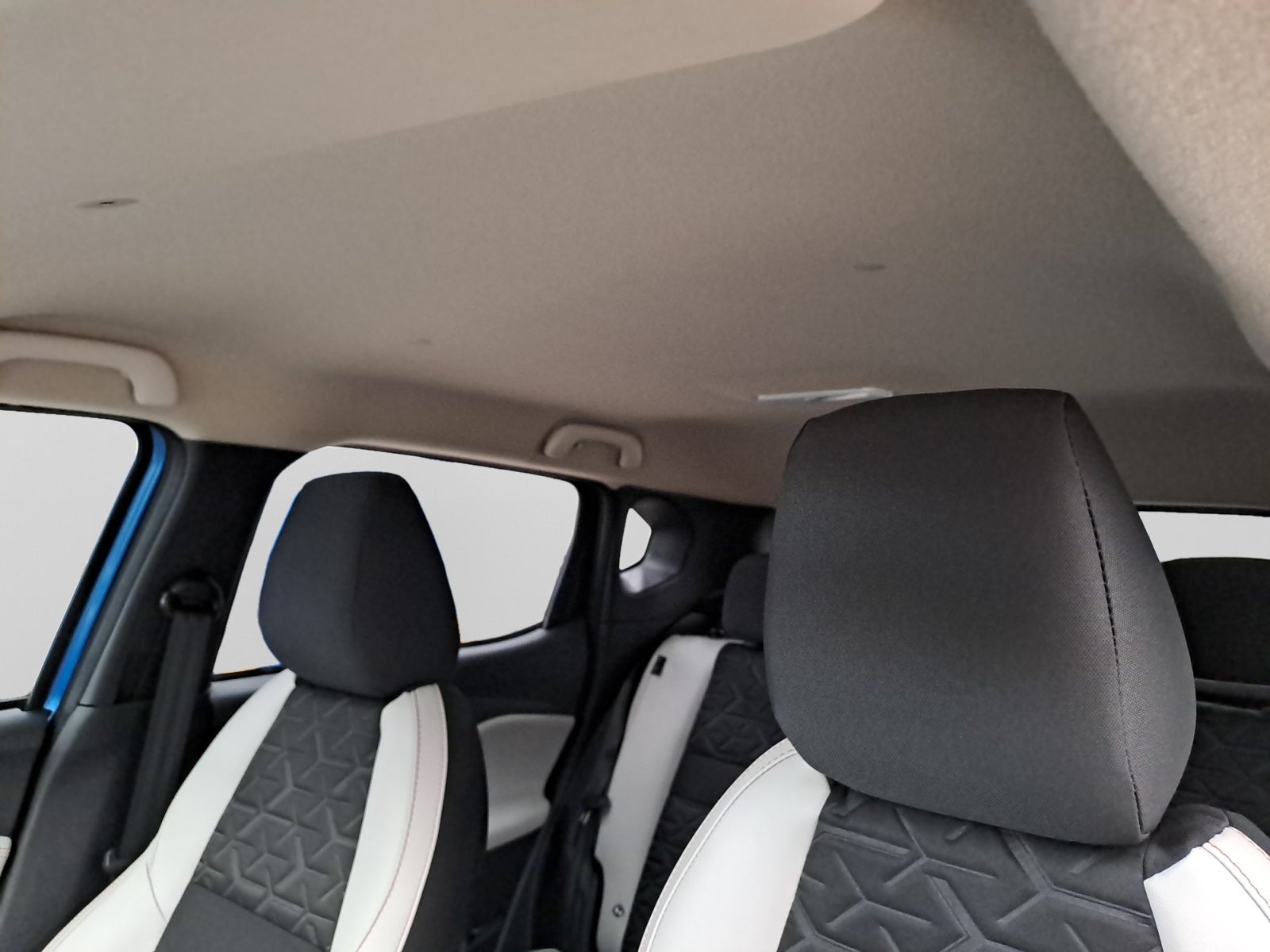 2026 Nissan MAGNITE EXCLUSIVE 1.0 LTS CVT 26