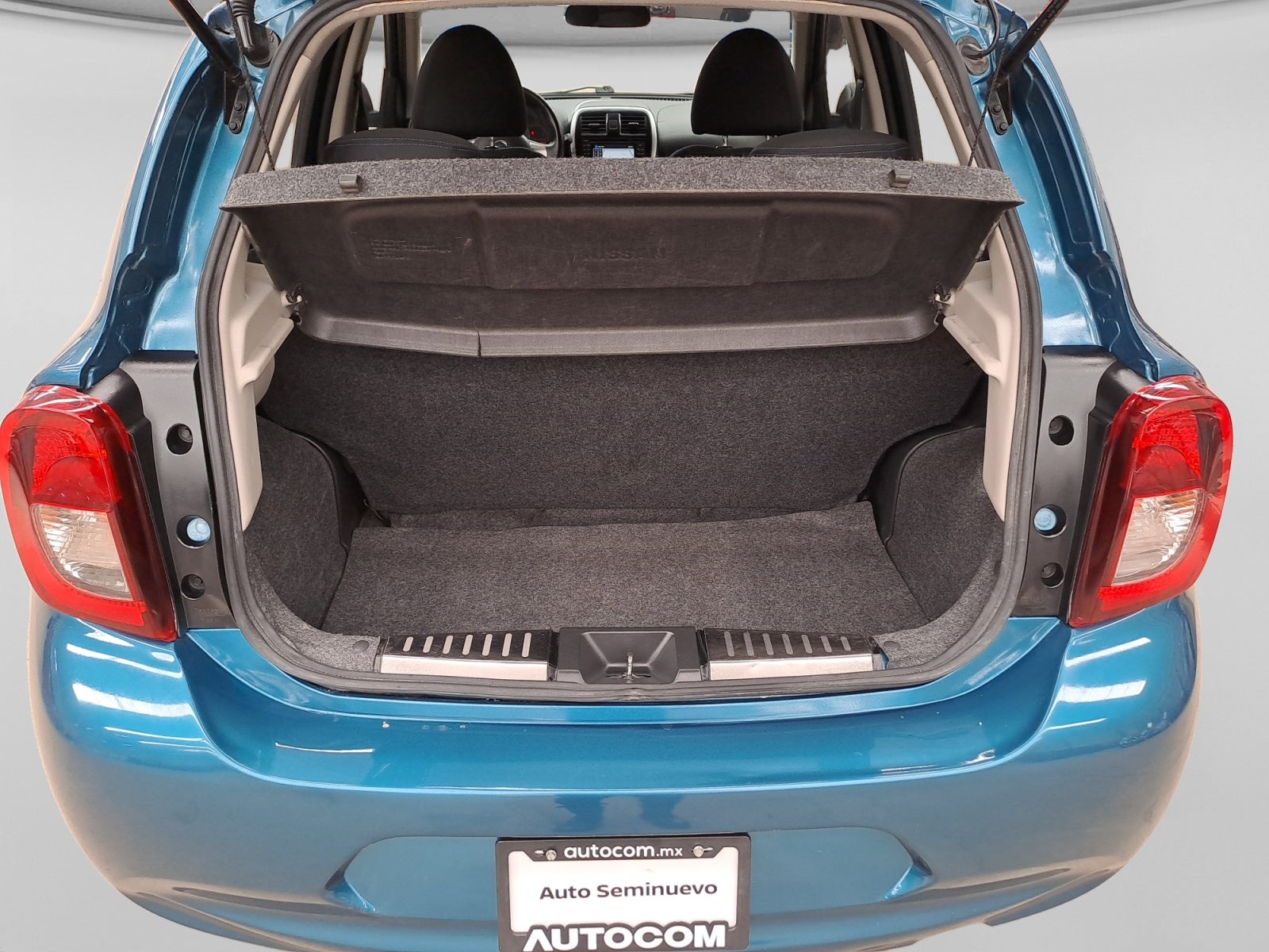 2018 Nissan MARCH SR NAVI TM