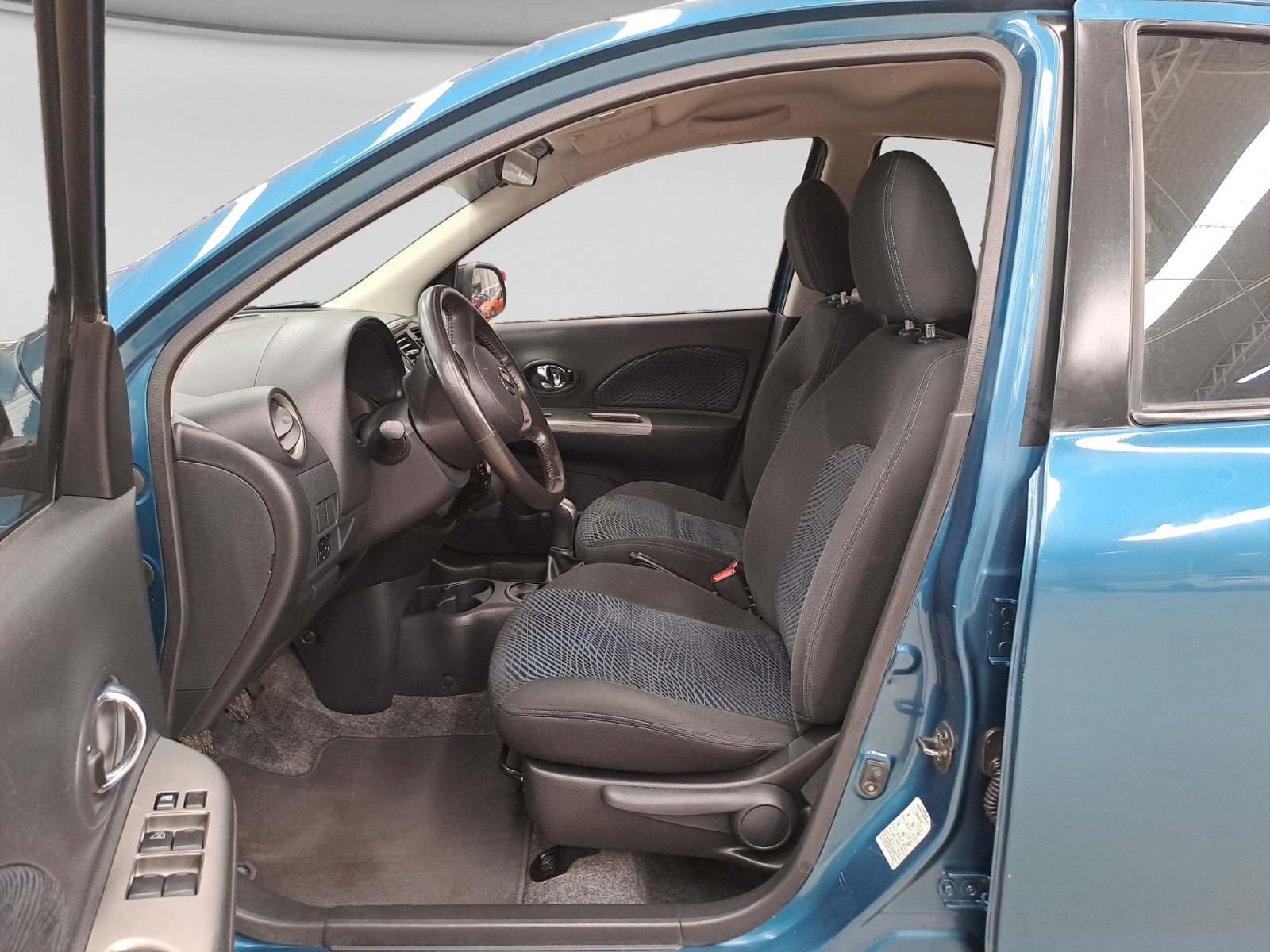 2018 Nissan MARCH SR NAVI TM