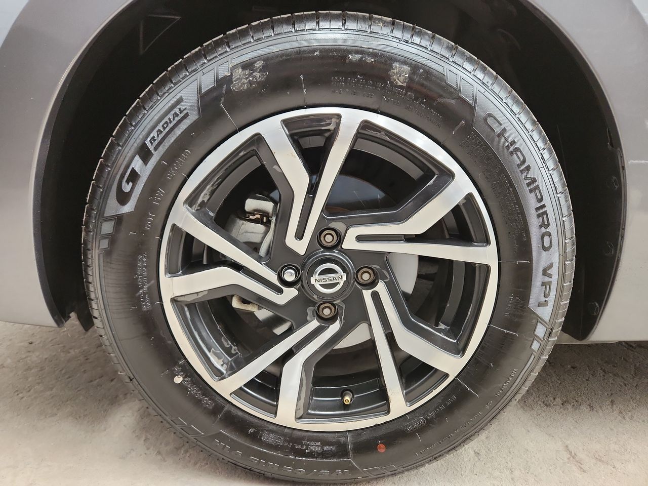 2021 Nissan VERSA SENSE MT 21