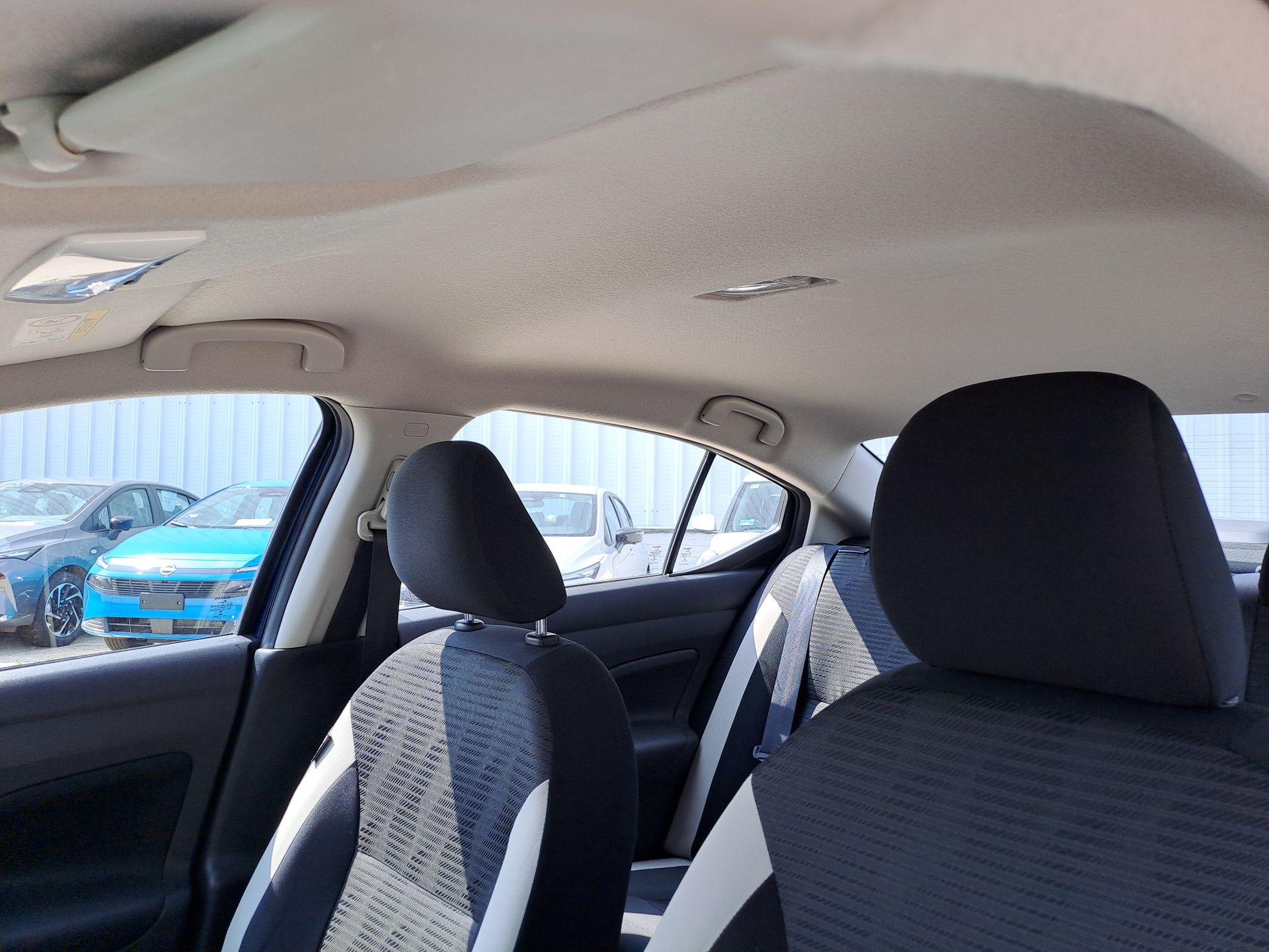 2022 Nissan VERSA ADVANCE MT 22