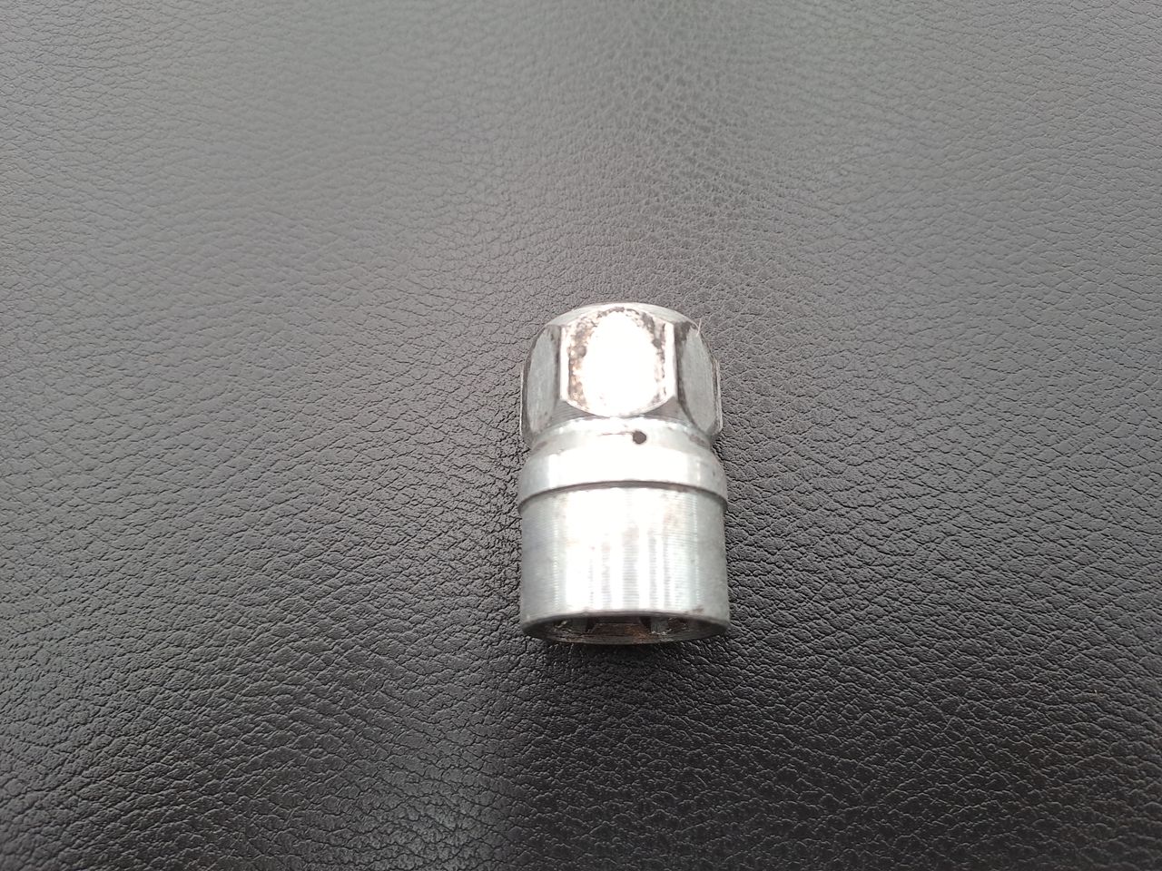 2020 Nissan VERSA ADVANCE CVT